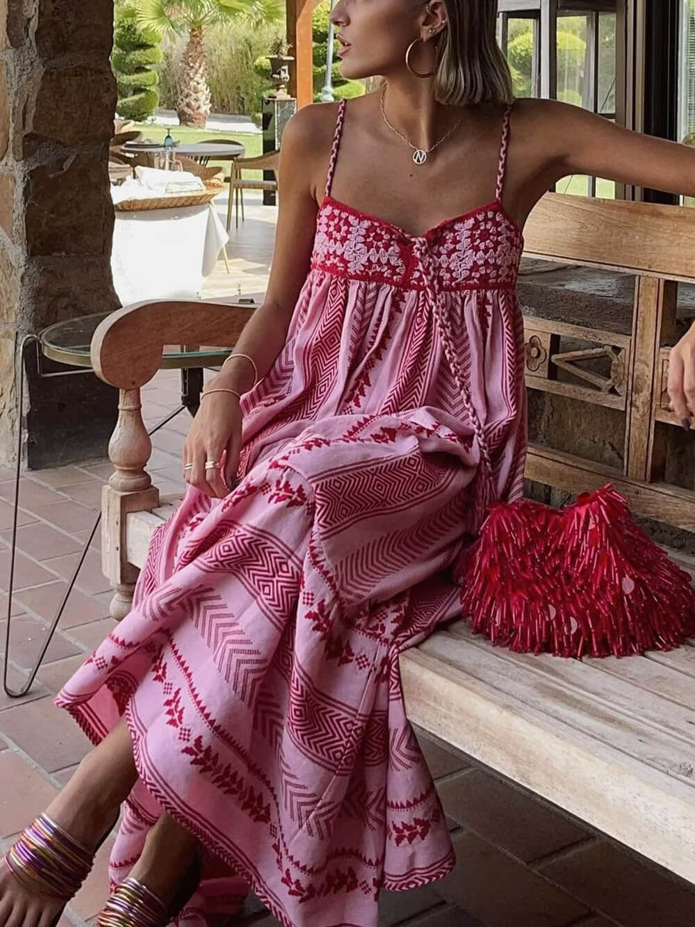 Strick-Maxikleid im Ethno-Stil