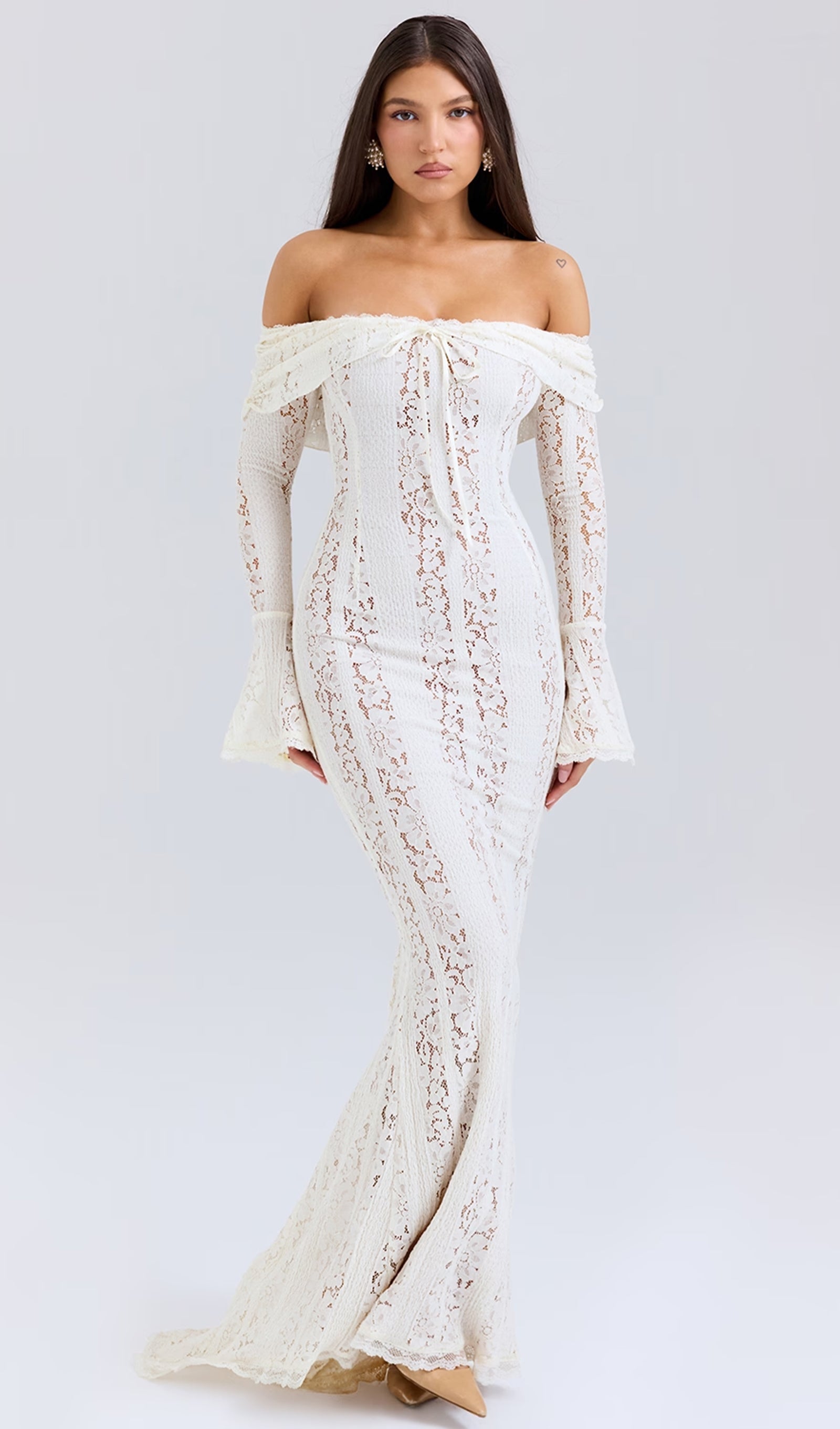 Vintage Floral Lace Off-Shoulder Maxi Dress 