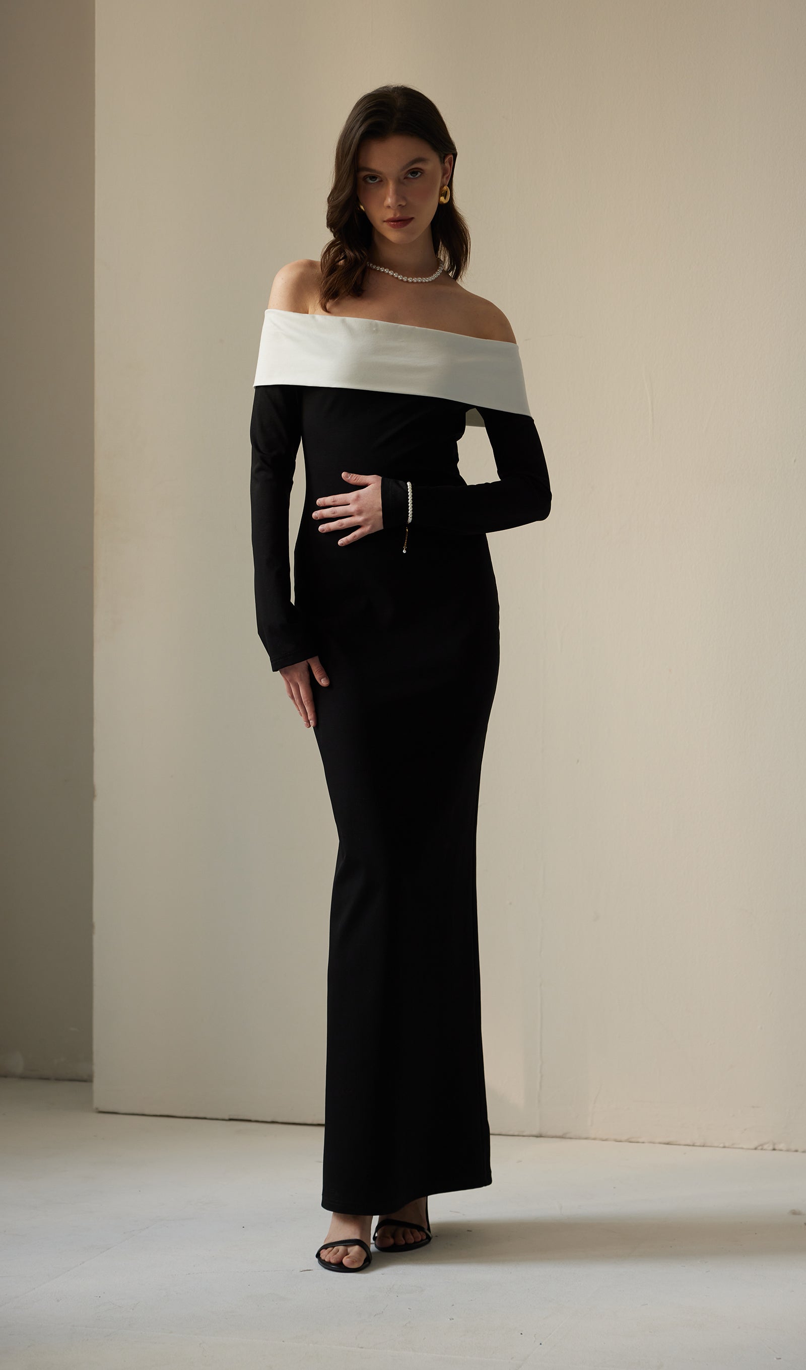 Anya Maxikleid Schwarz/Weiß 