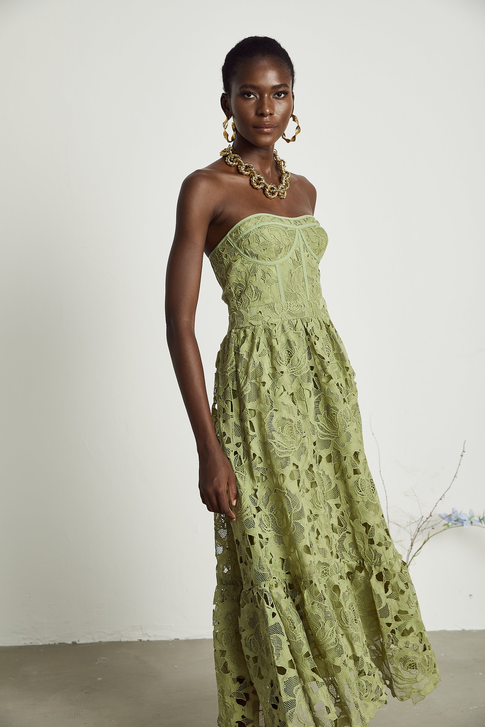 Inès Dantel Cut-Out Midi Elbise