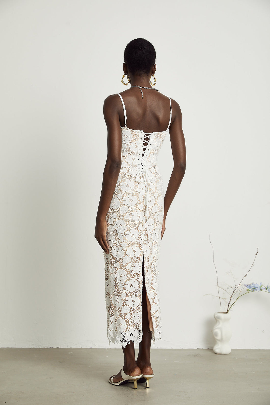 Florence Midikleid mit Blumenstickerei
