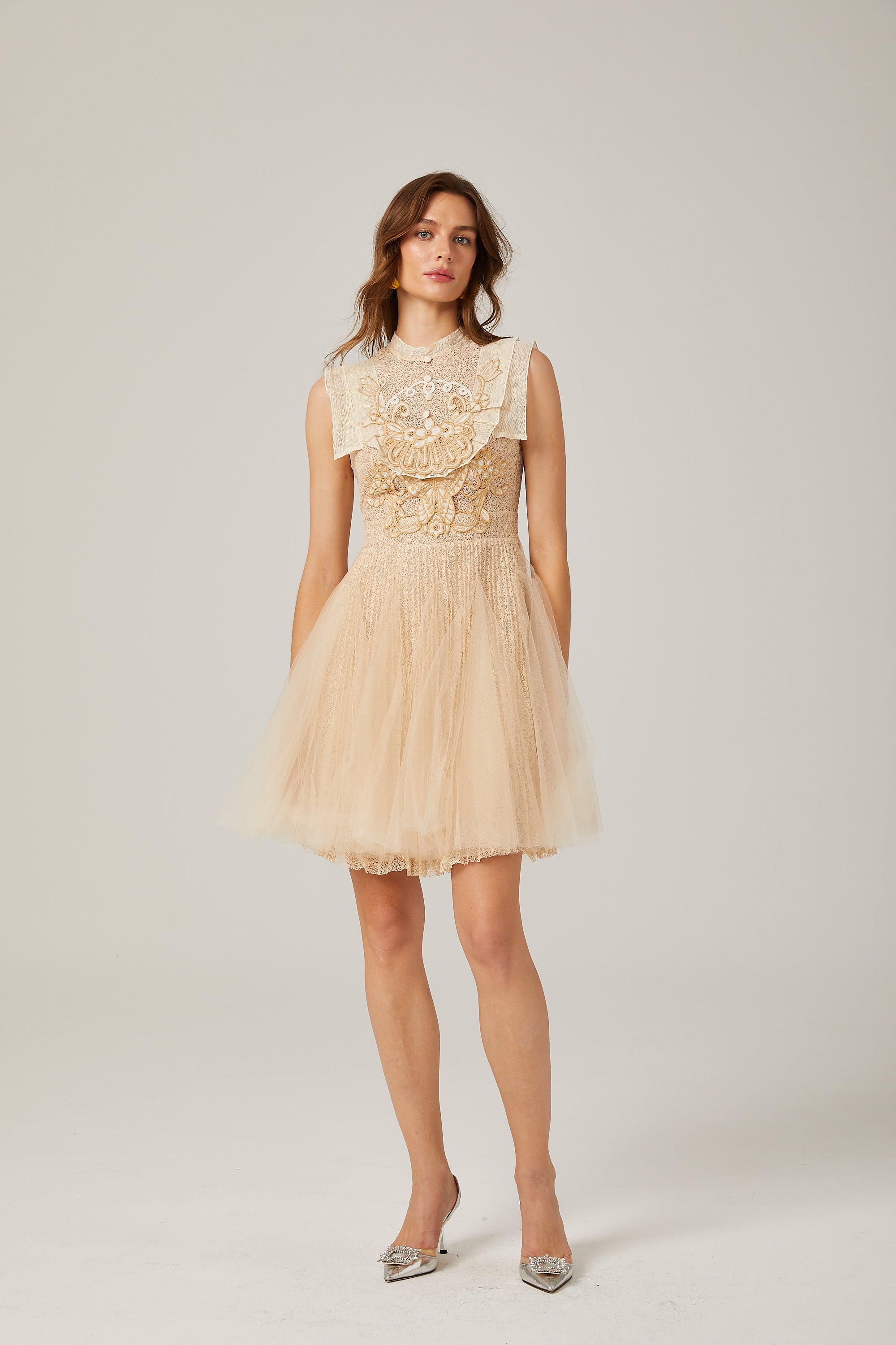 Gisèle-Minikleid aus Tüll mit Blumenstickerei