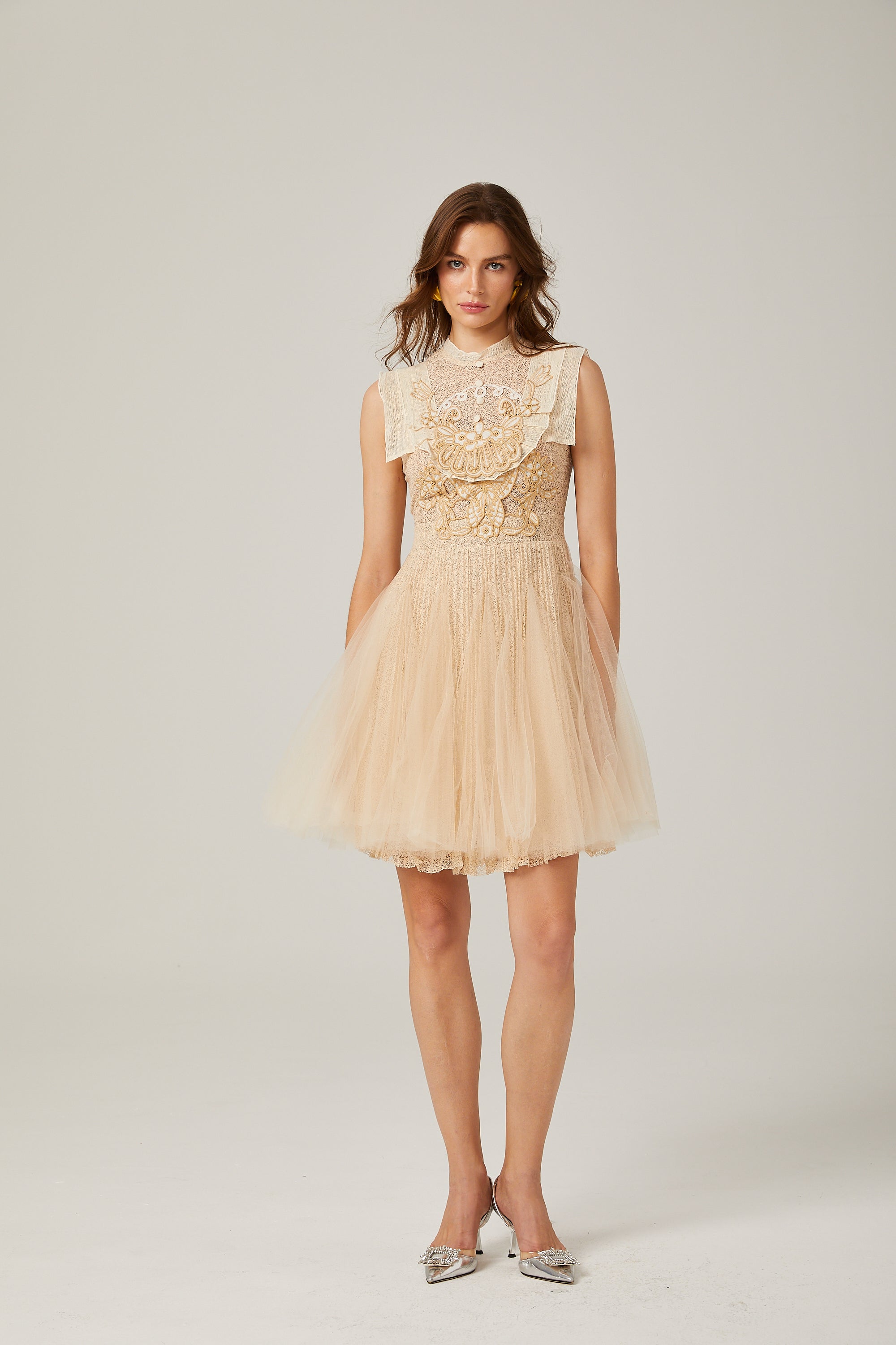 Gisèle-Minikleid aus Tüll mit Blumenstickerei