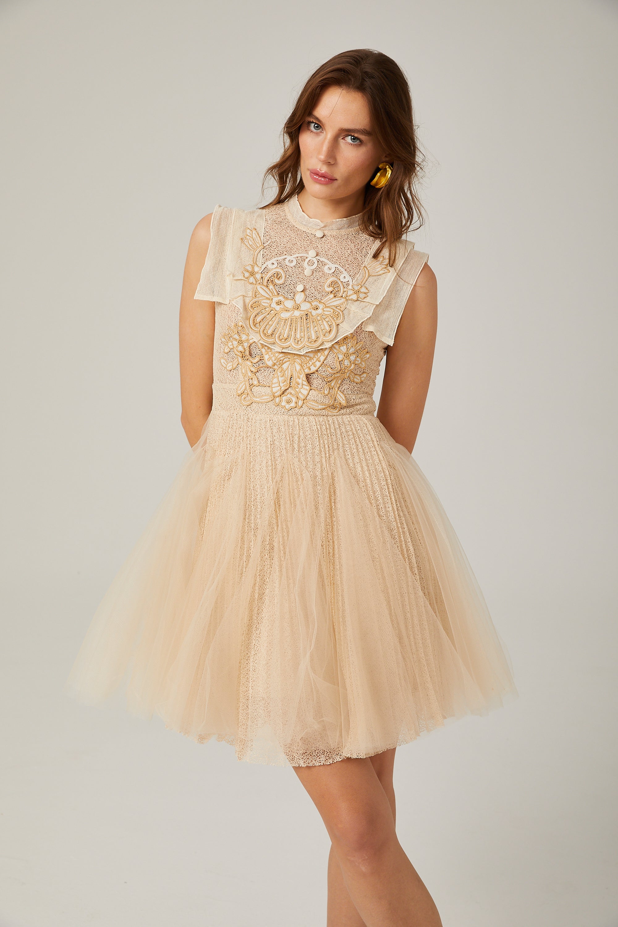 Gisèle-Minikleid aus Tüll mit Blumenstickerei
