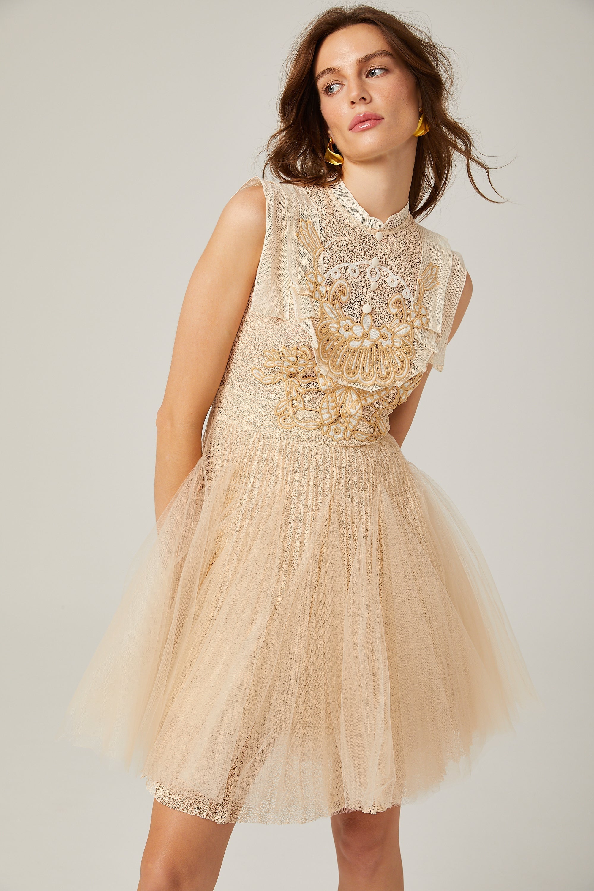 Gisèle-Minikleid aus Tüll mit Blumenstickerei