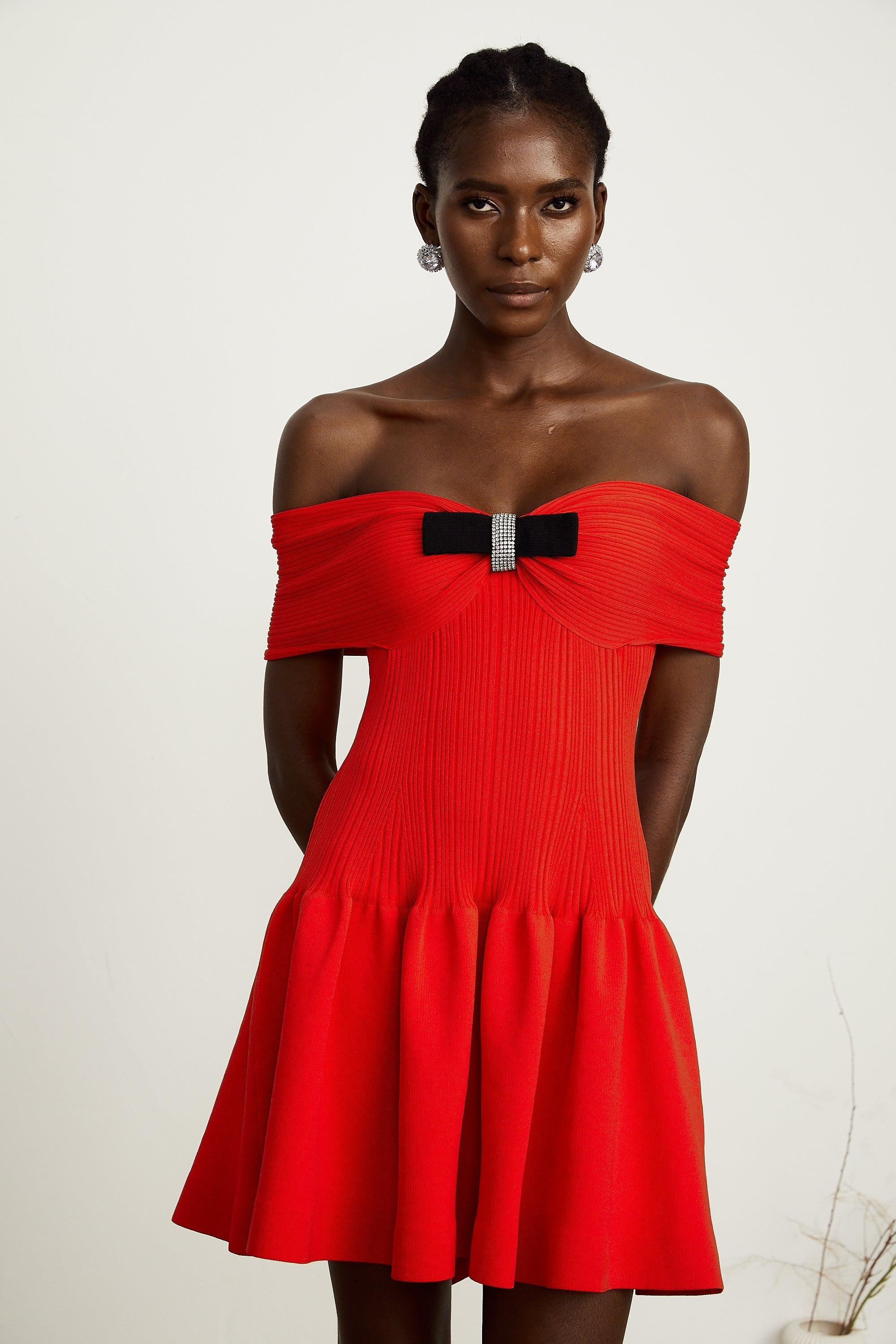 Coralie Strickminikleid mit Schleifendetail