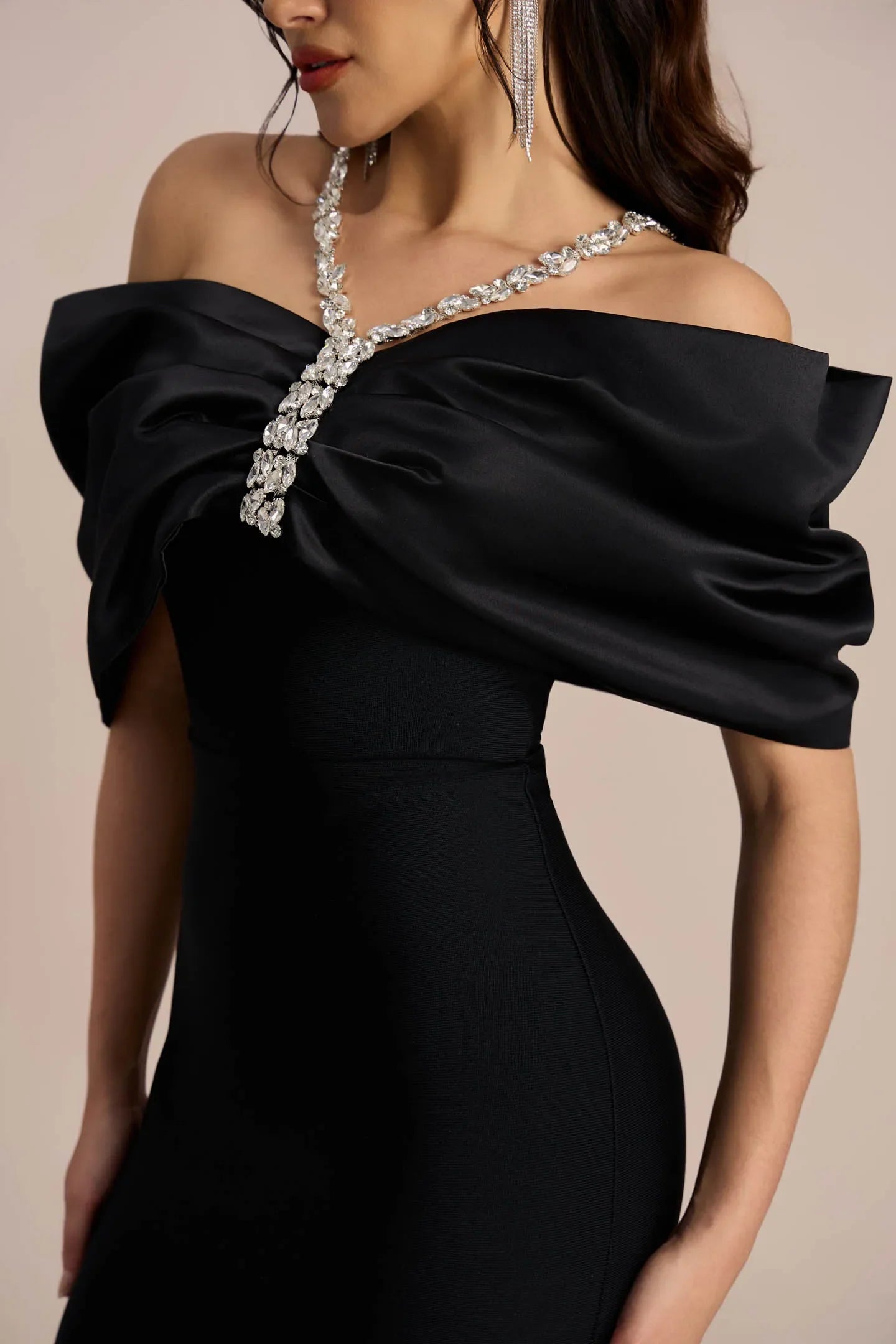 Leonya Off-Shoulder Midi Dress