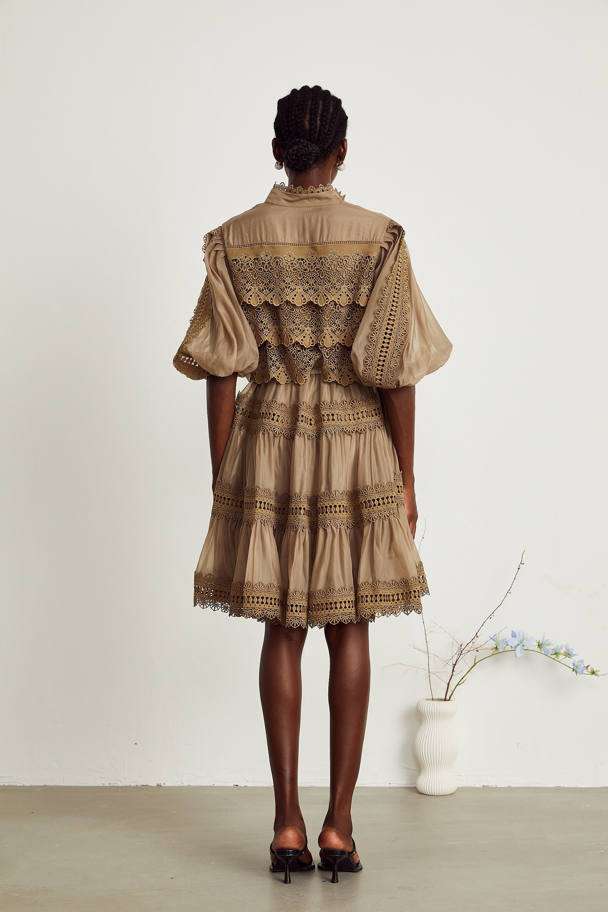 Inès Dantel Cut-Out Katmanlı Mini Elbise