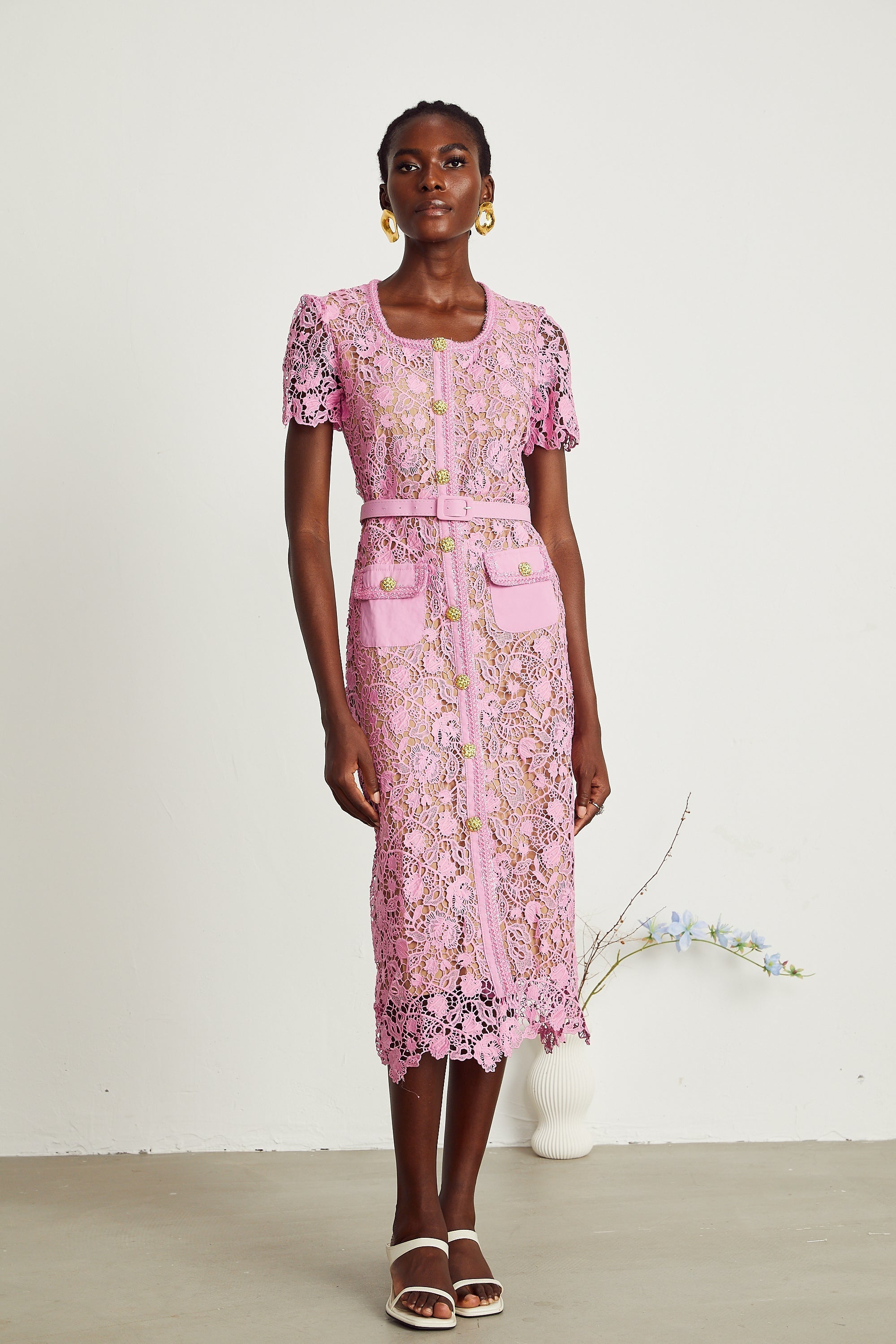 Anastasie Rosa Schnür-Midikleid