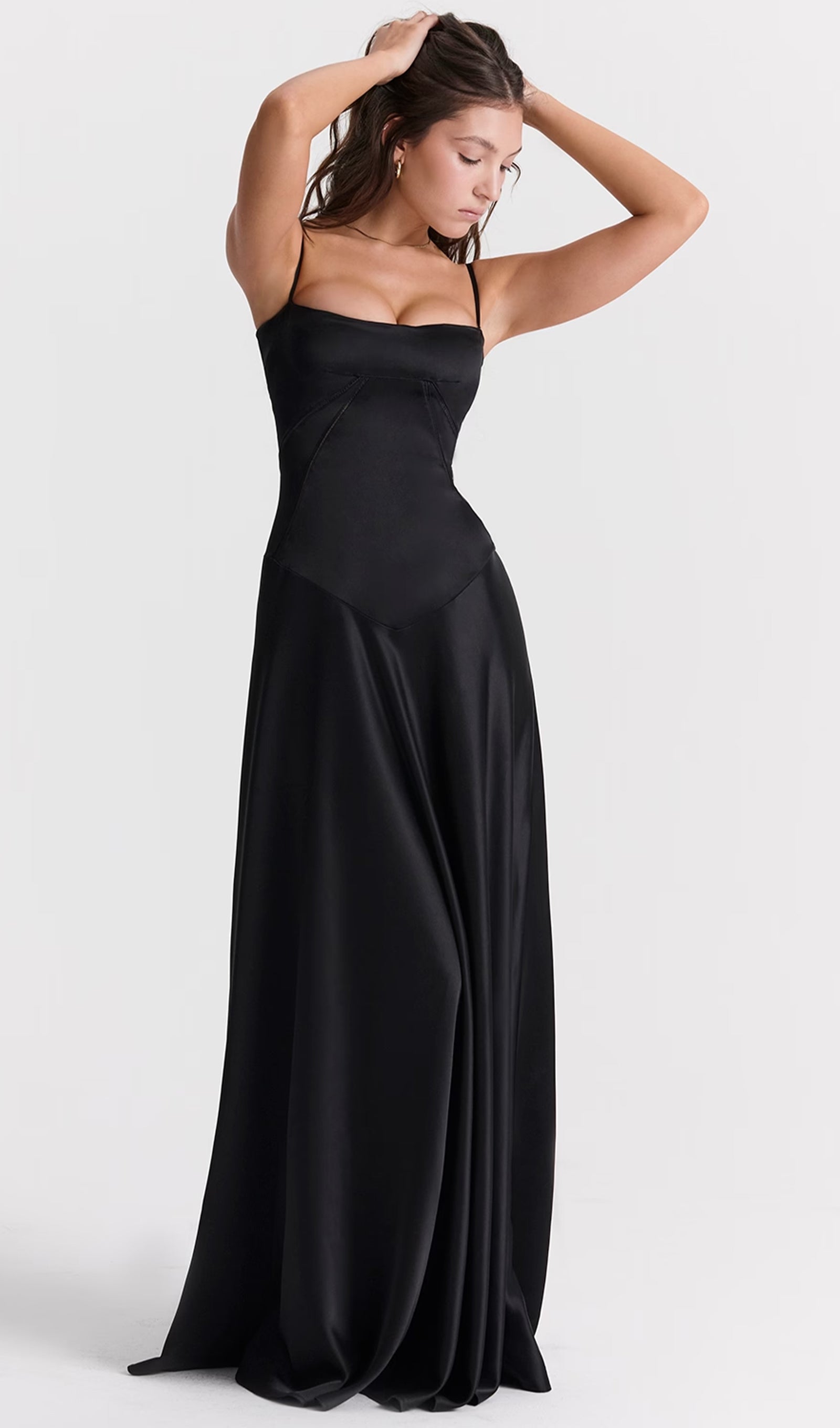 Maxikleid aus Satin und Spitze 