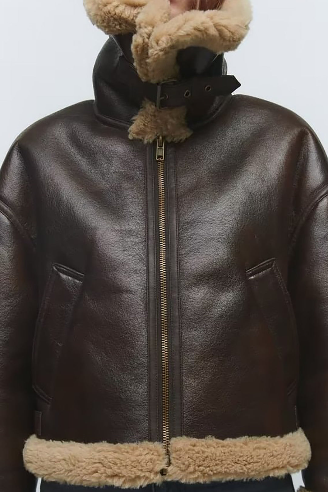 Faux Button Leather Mont