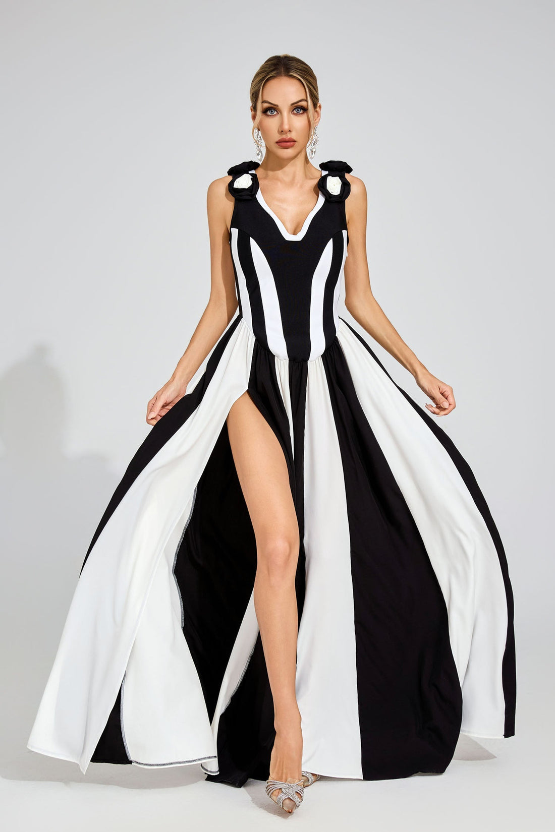 Gestreiftes Maxikleid „Fleur Noir“ 