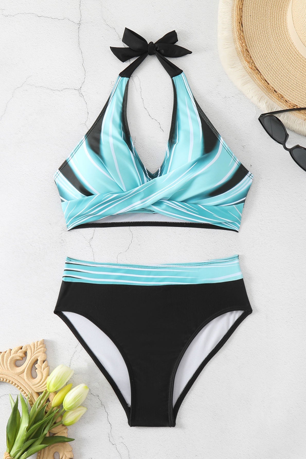 Renk Bloklu Boyundan Bağlamalı Bikini Mayo
