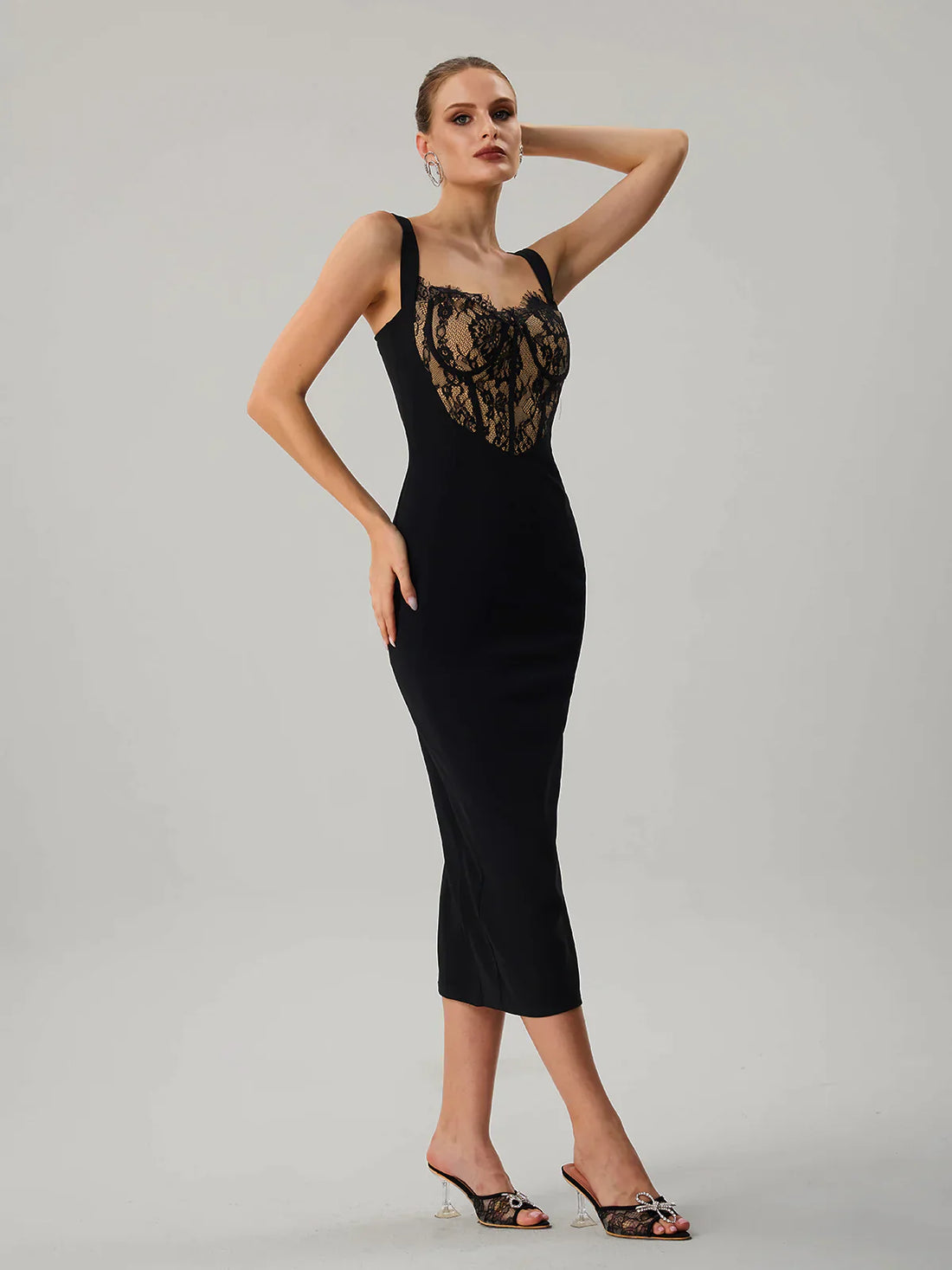 Schwarzes Midi-Kleid aus Spitze mit Bustier 
