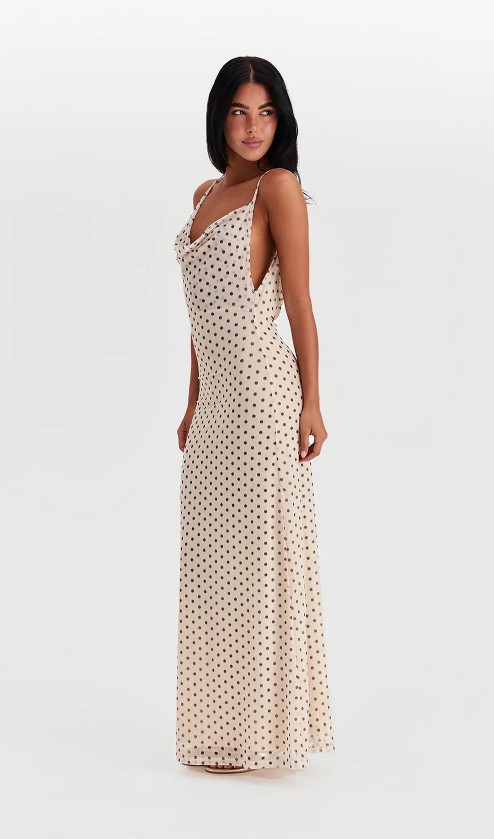 Asymmetrisches Maxikleid mit Kapuze und Polka-Dots 