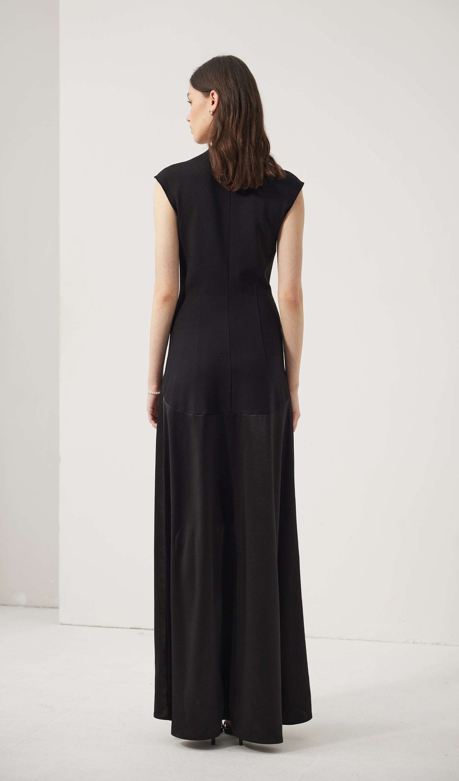 Knitted Satin Sleeveless Maxi Dress 