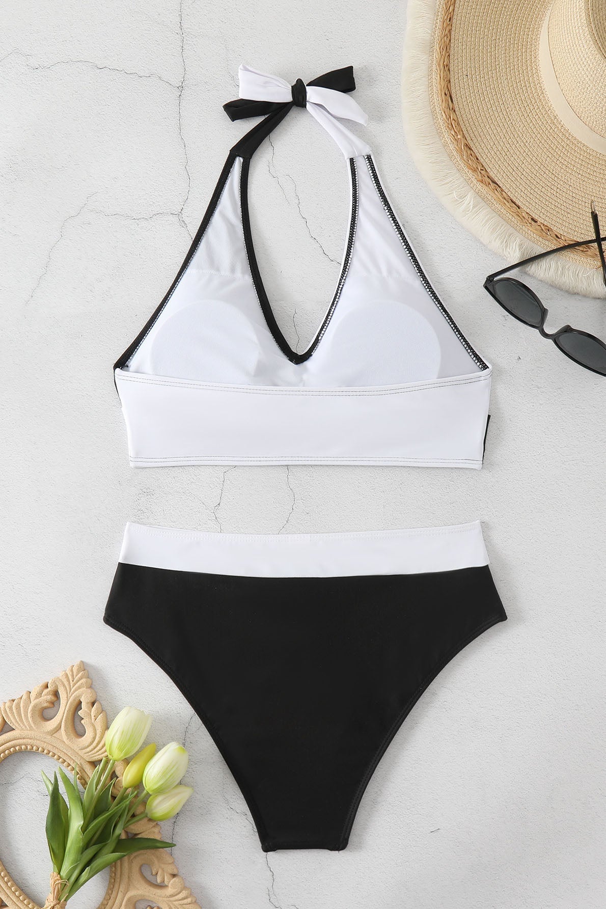 Renk Bloklu Boyundan Bağlamalı Bikini Mayo