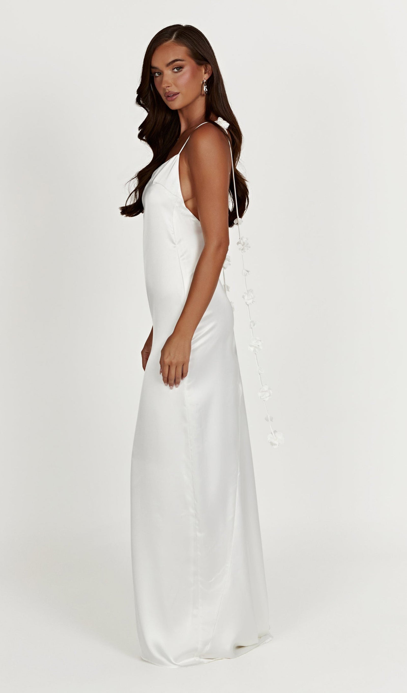 Roségoldenes rückenfreies Satin-Maxikleid 