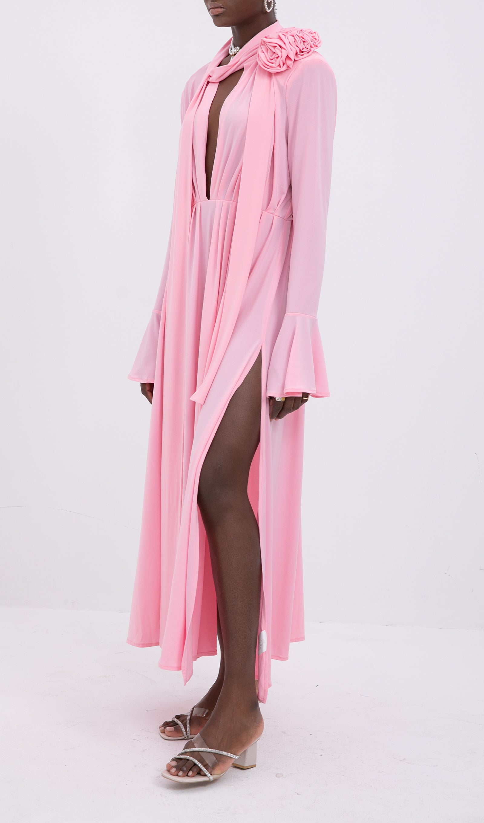 Trendy V Yaka Pileli Yırtmaçlı Maksi Elbise-Pembe