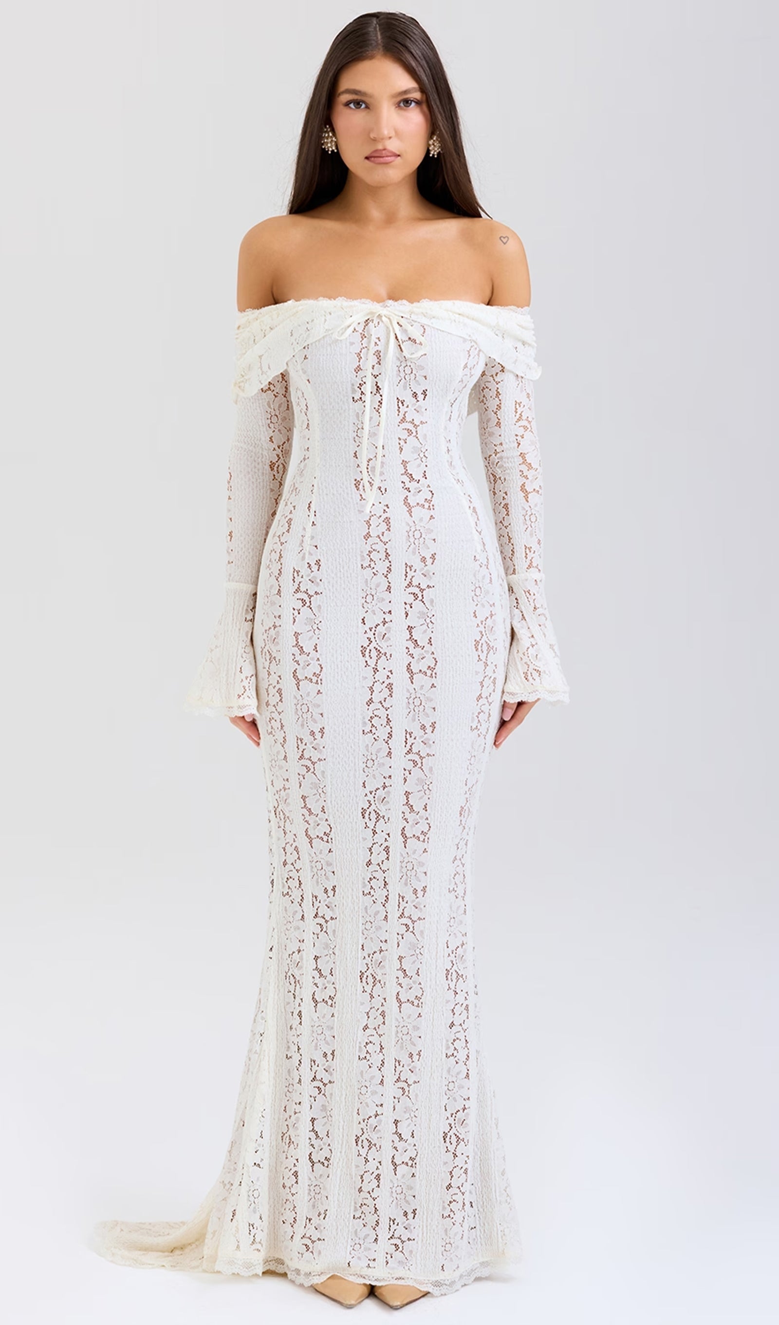 Vintage Floral Lace Off-Shoulder Maxi Dress 