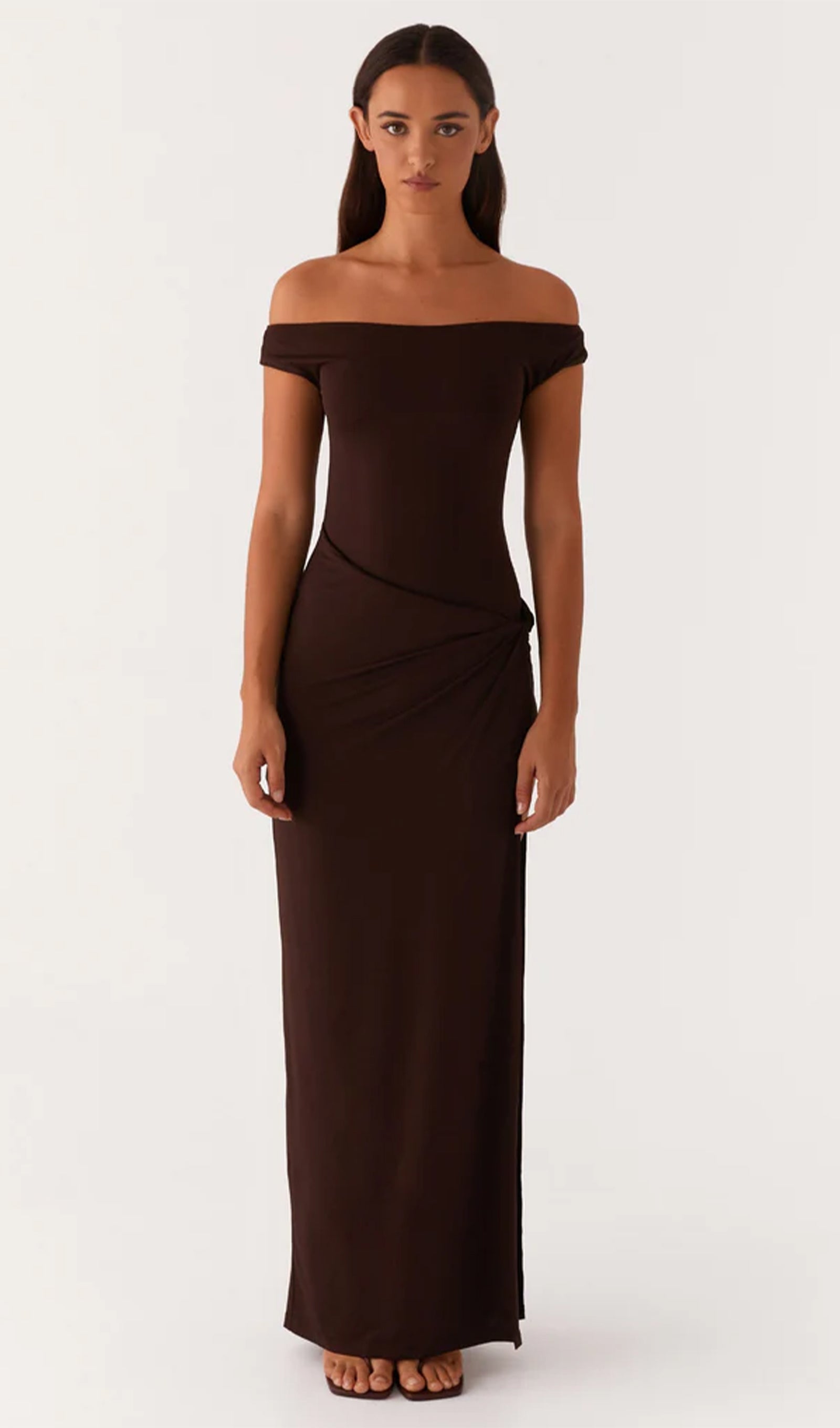 Rüschen-Maxikleid mit schulterfreiem Oberteil 