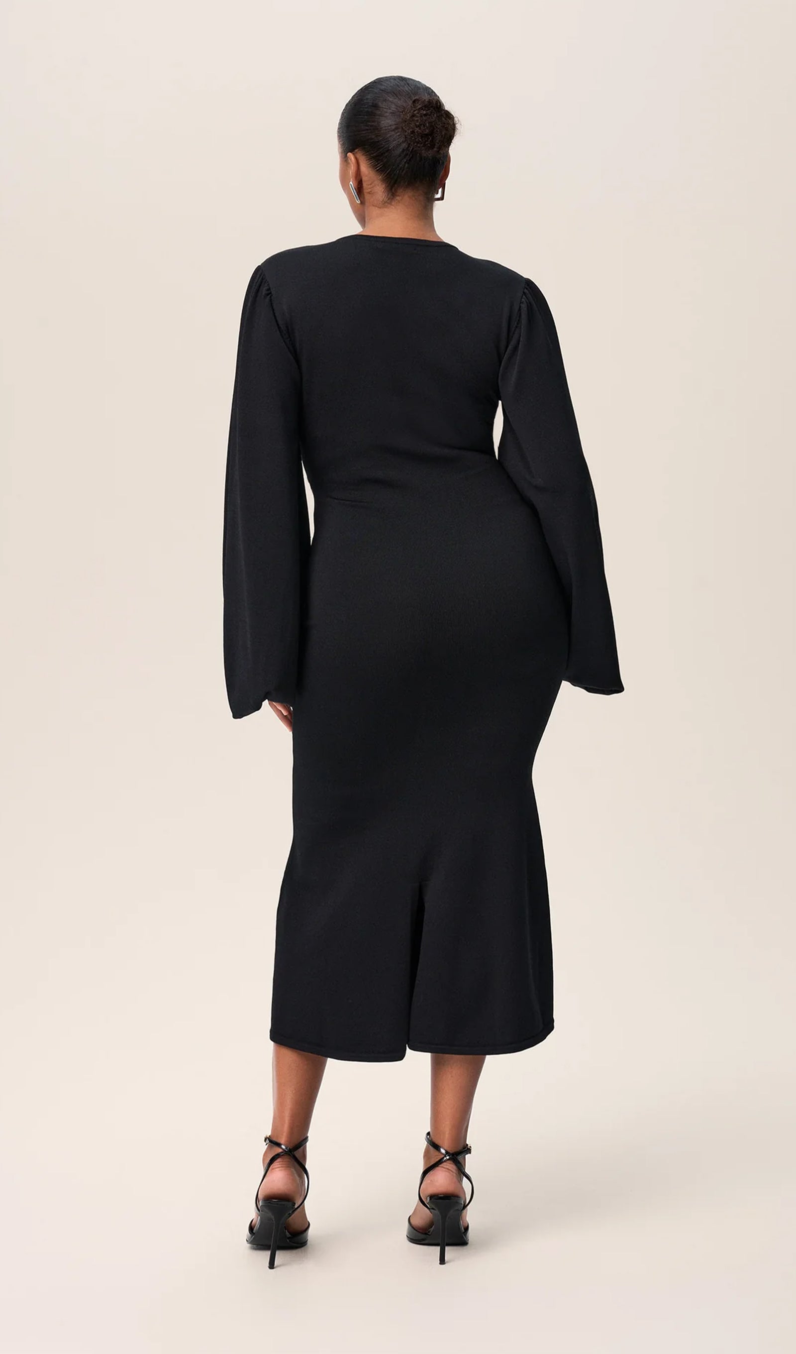 Hourglass Silhouette Midi Dress 
