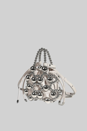 Handtasche aus veganem Leder mit Metallperlenverzierungen – Beige