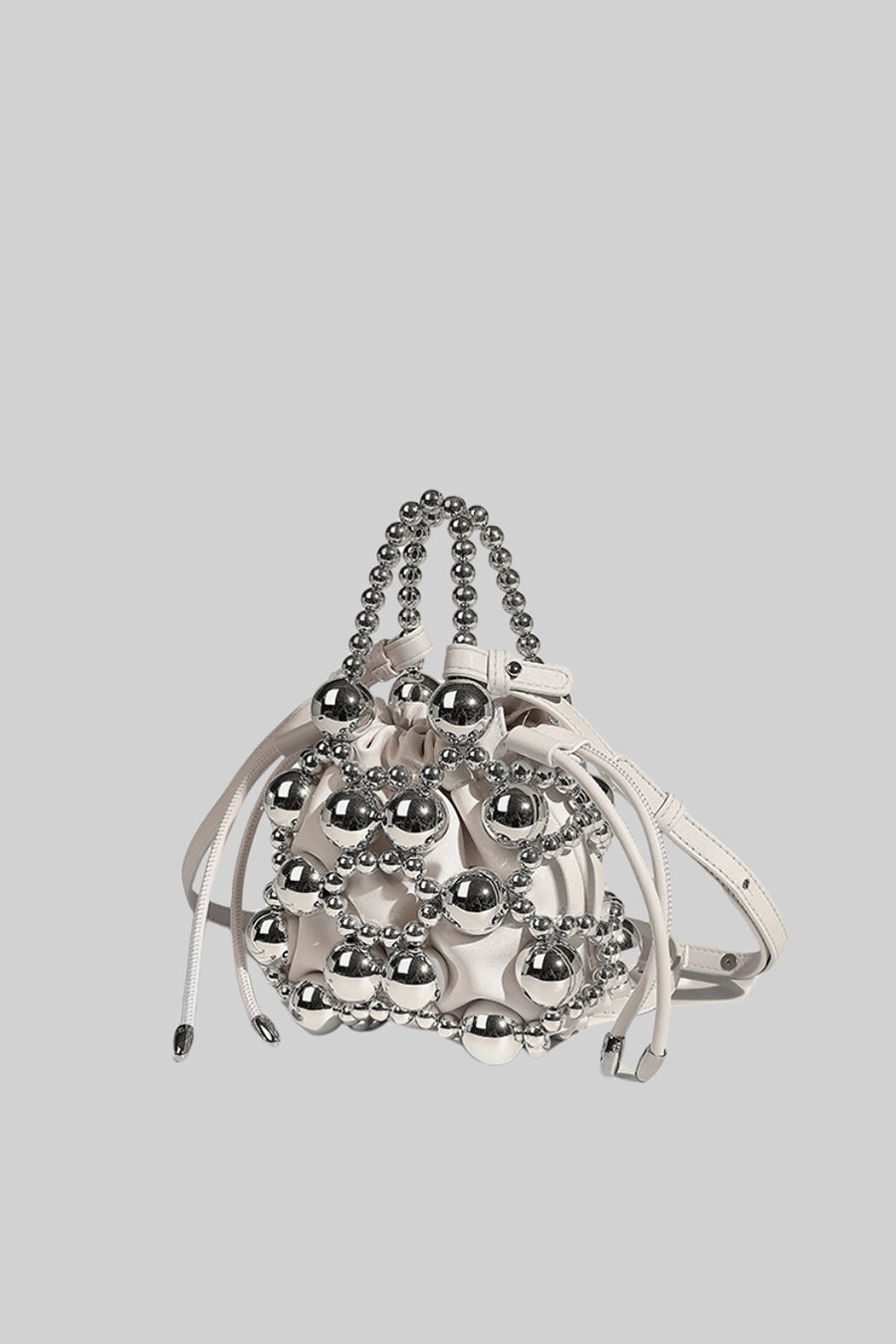 Handtasche aus veganem Leder mit Metallperlenverzierungen – Beige
