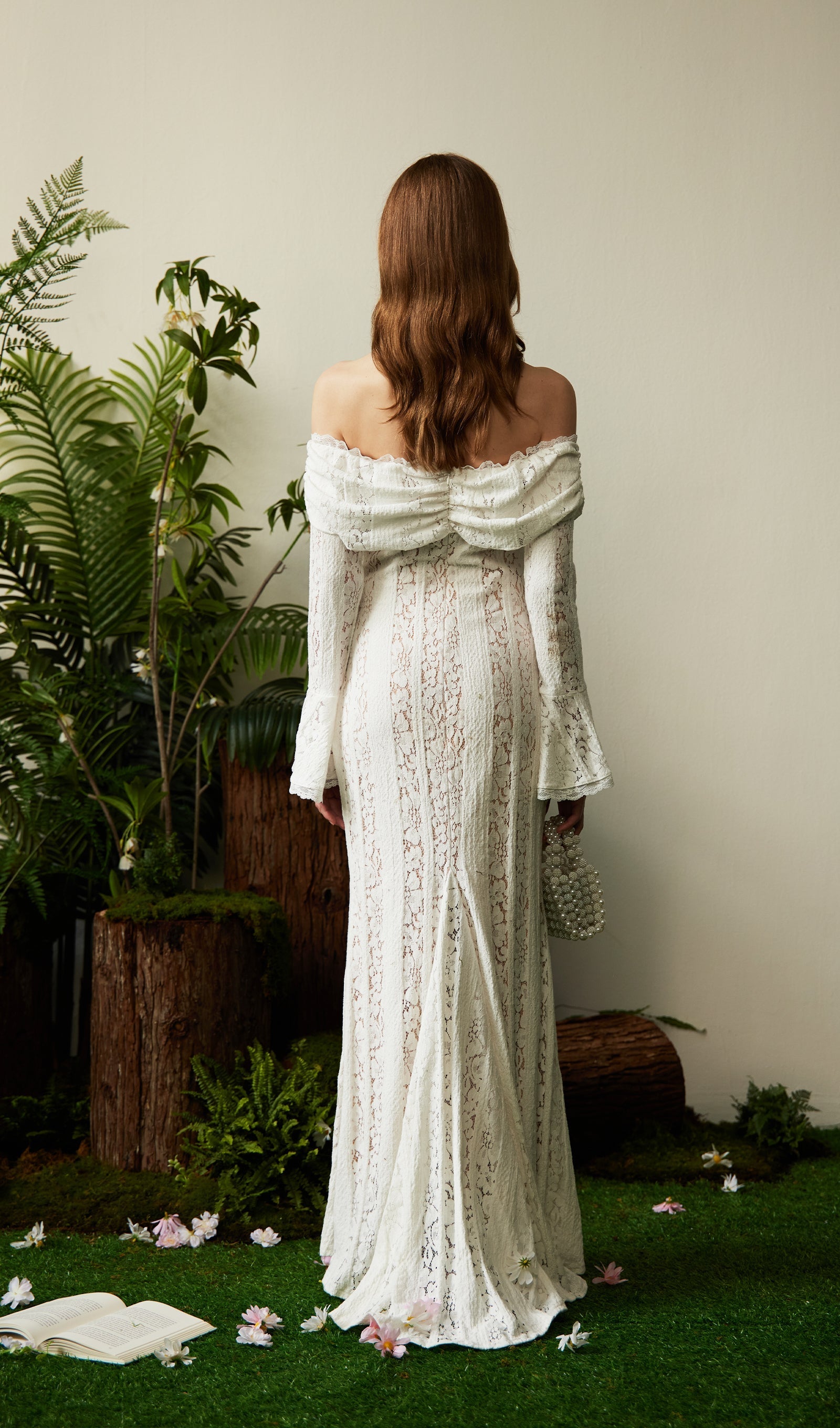Vintage Floral Lace Off-Shoulder Maxi Dress 