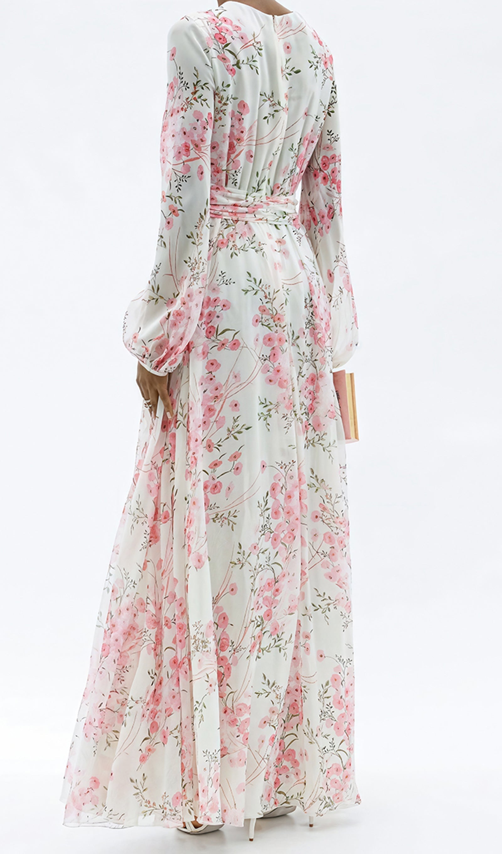 Langärmeliges, geblümtes, tailliertes und ausgestelltes Maxikleid