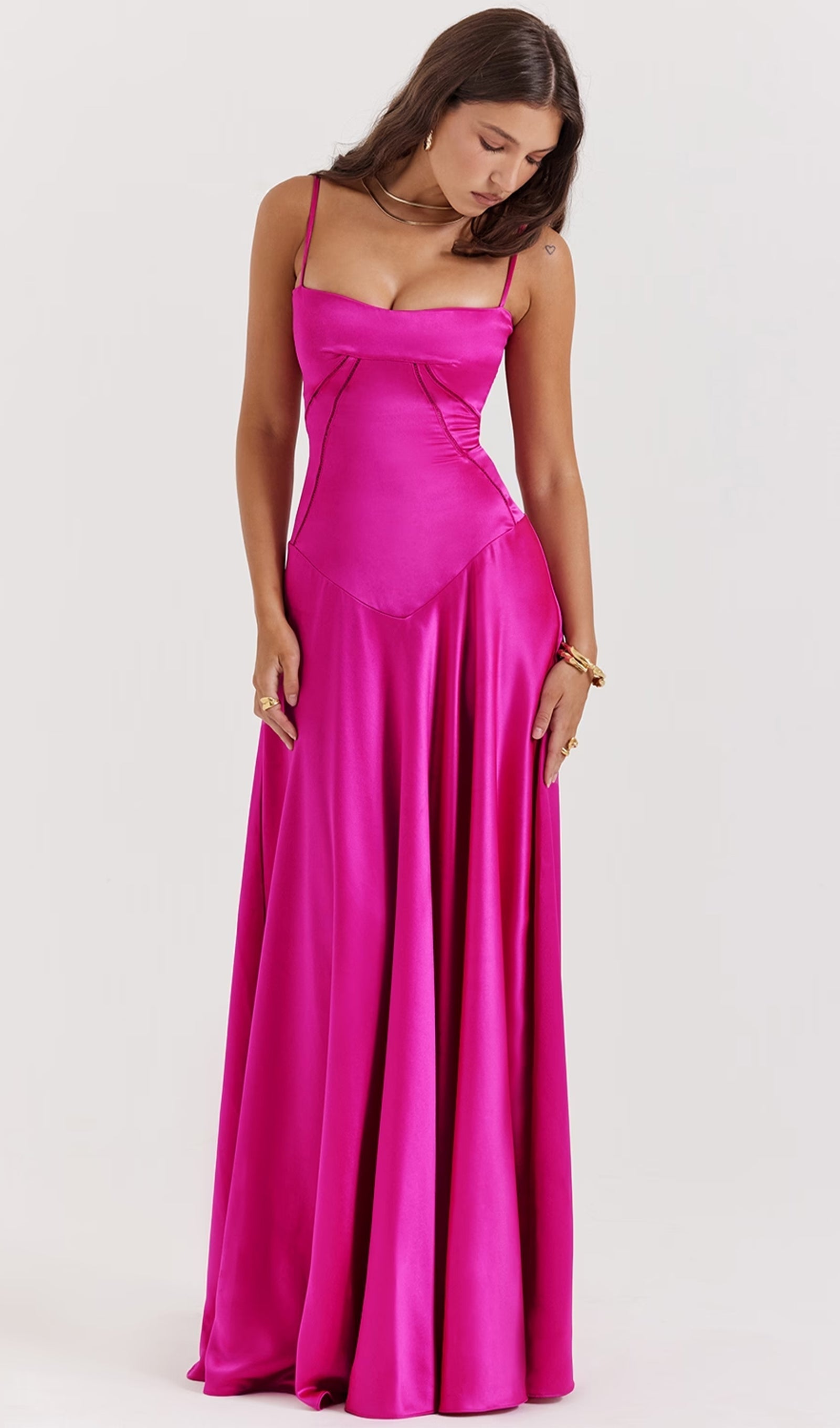Maxikleid aus Satin und Spitze 