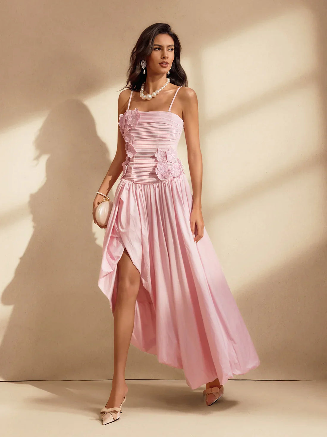 Soleil Maxikleid mit floralen Verzierungen