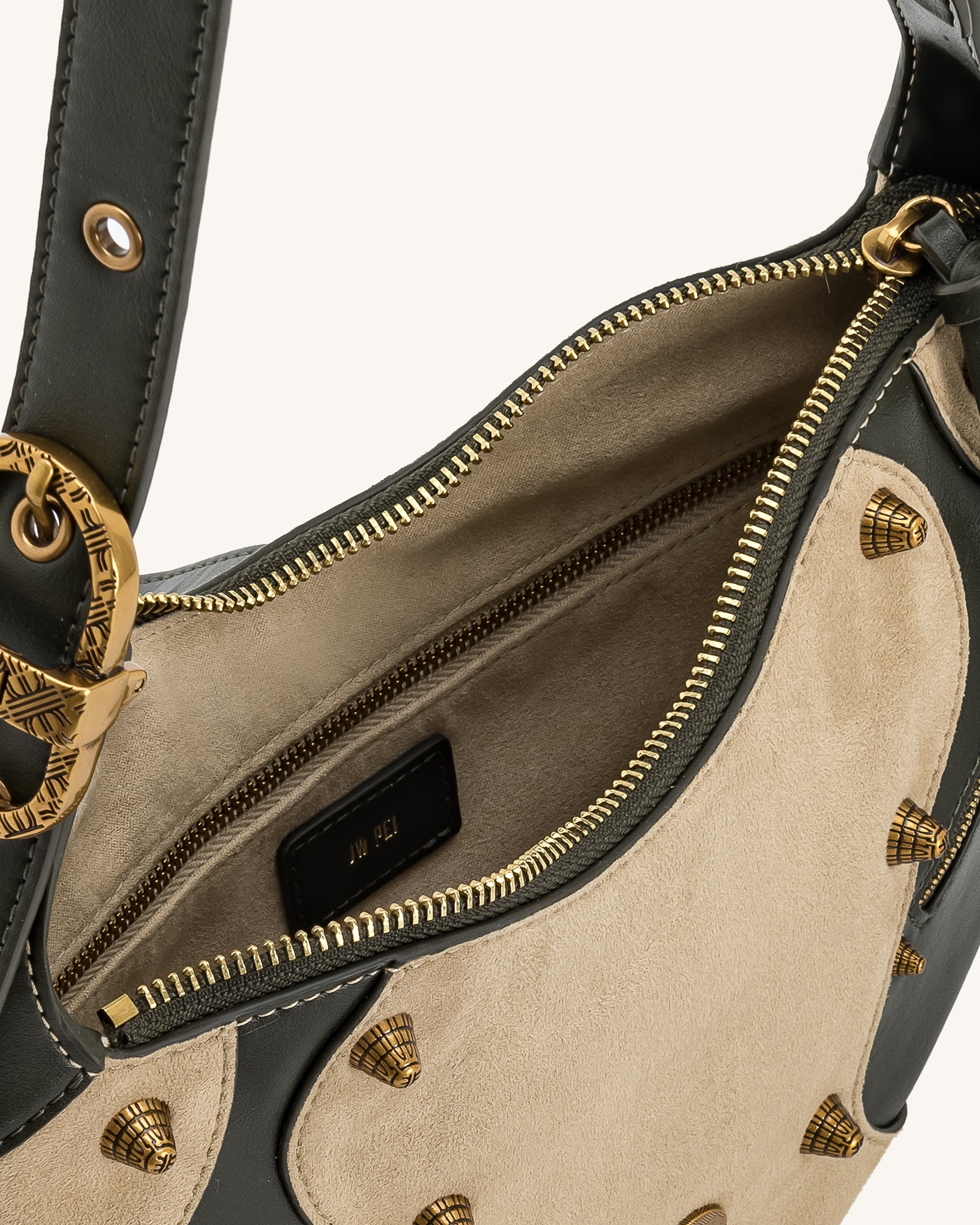 Tessa Schultertasche aus Wildlederimitat mit Nieten – Khakigrün