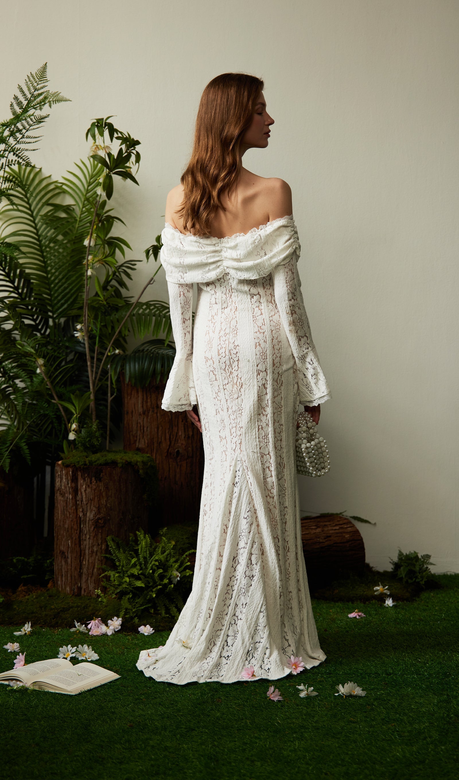 Vintage Floral Lace Off-Shoulder Maxi Dress 