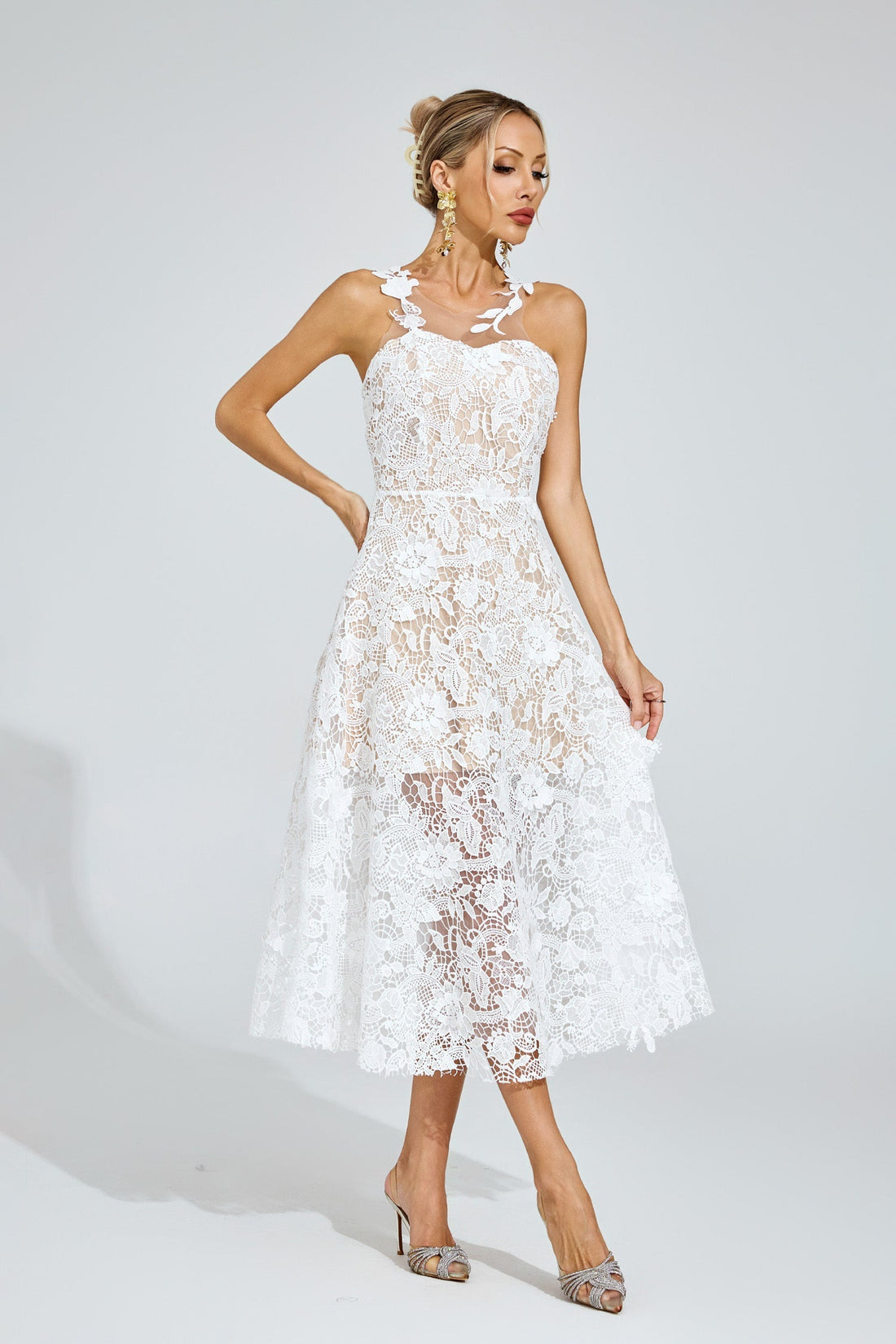 Amélie Weißes Midikleid aus floraler Spitze