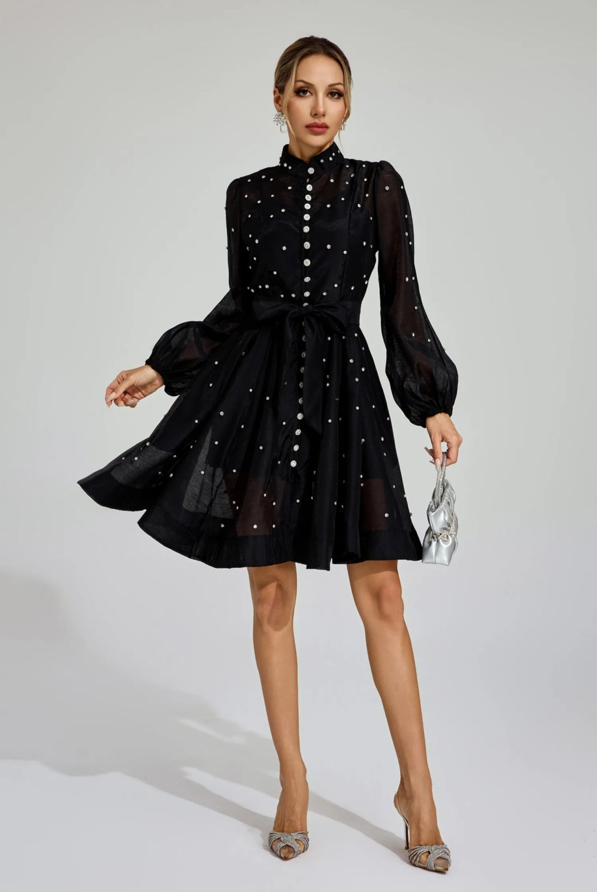 Amira Kristallverziertes ausgestelltes Minikleid