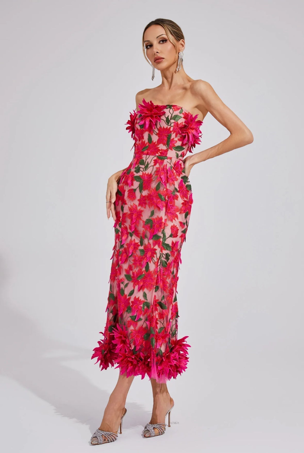 Rosalia 3D-Midikleid aus floraler Spitze