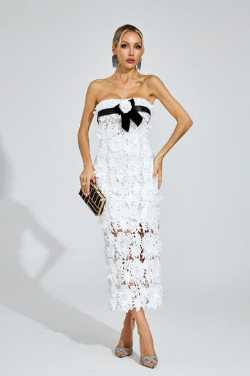 Camille Midikleid mit floralen Applikationen 