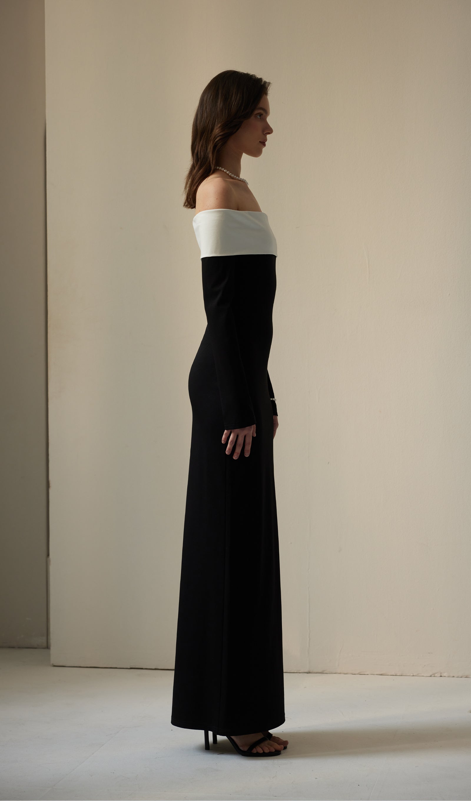 Anya Maxikleid Schwarz/Weiß 