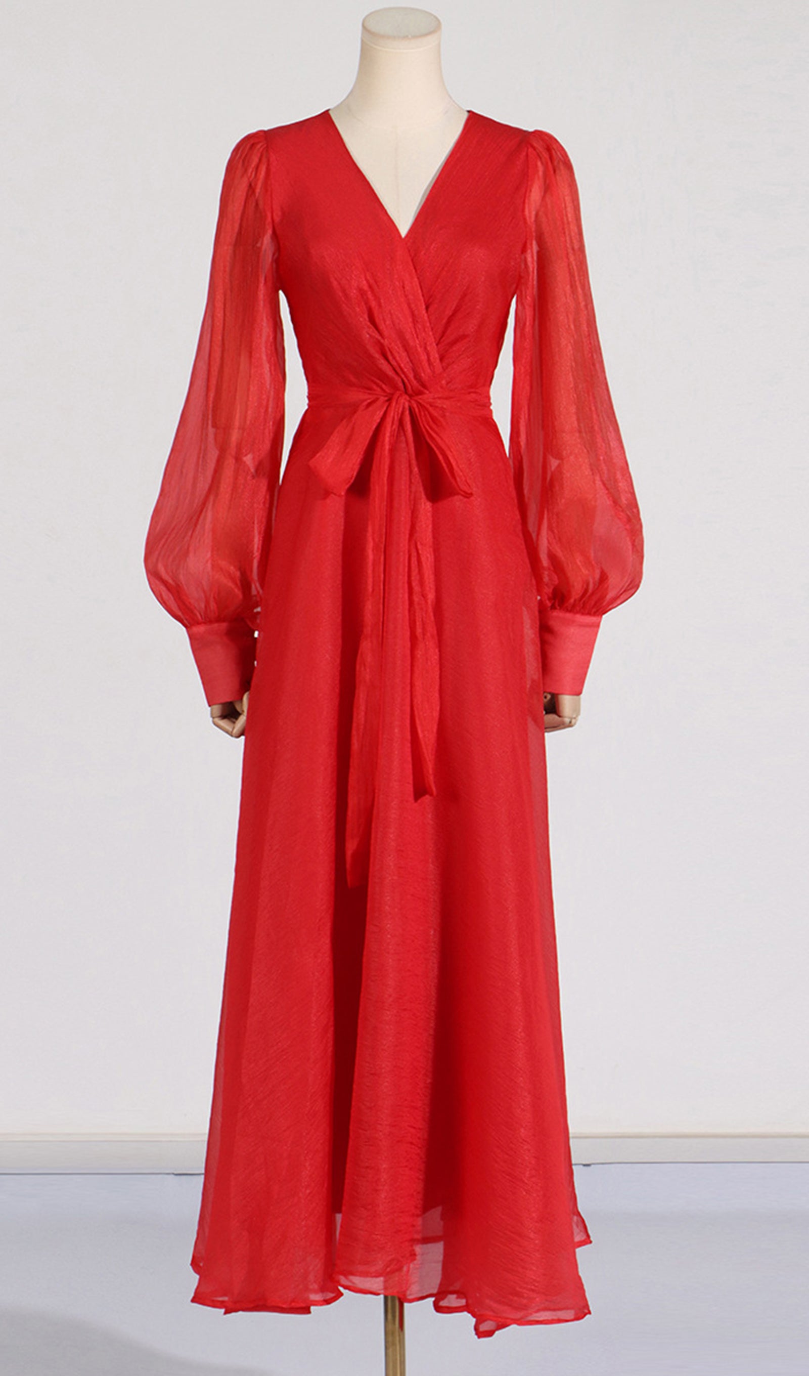 Maxikleid mit Laternenärmeln, V-Ausschnitt und Gürtel