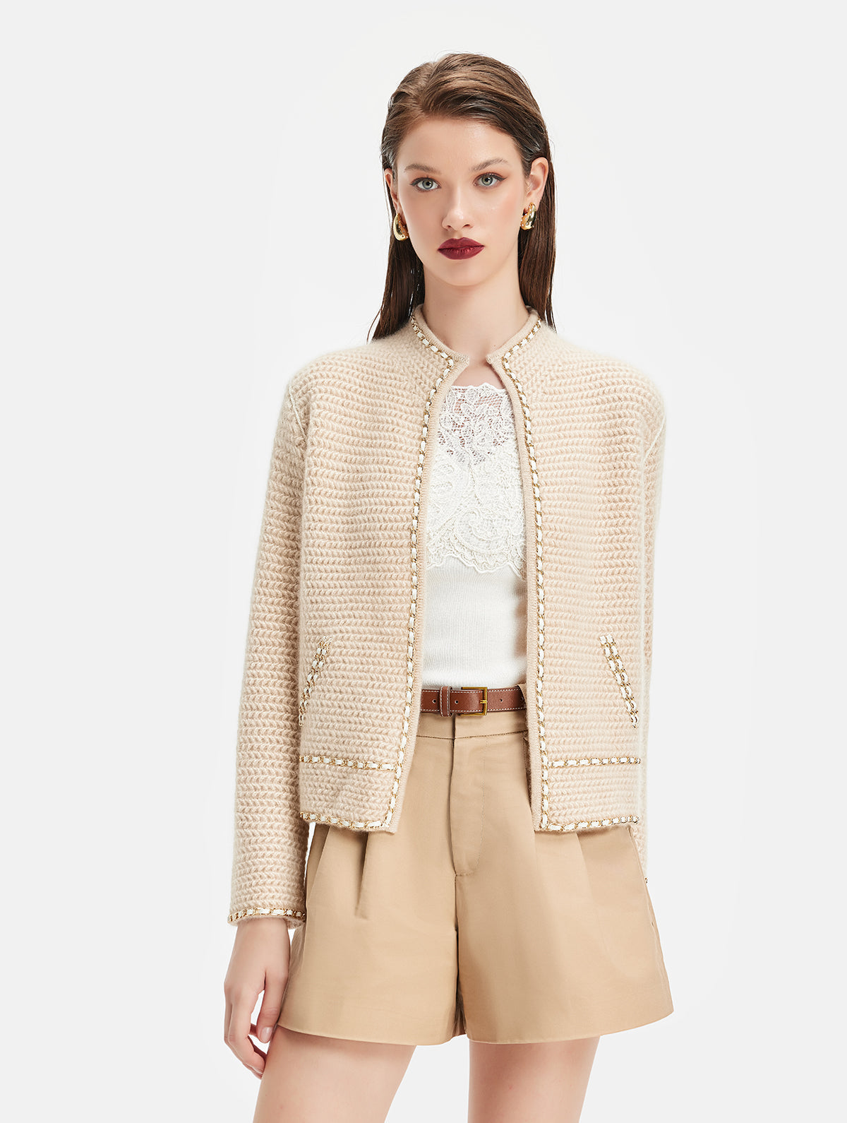 Handgehäkelte Jacke mit Kettenstich