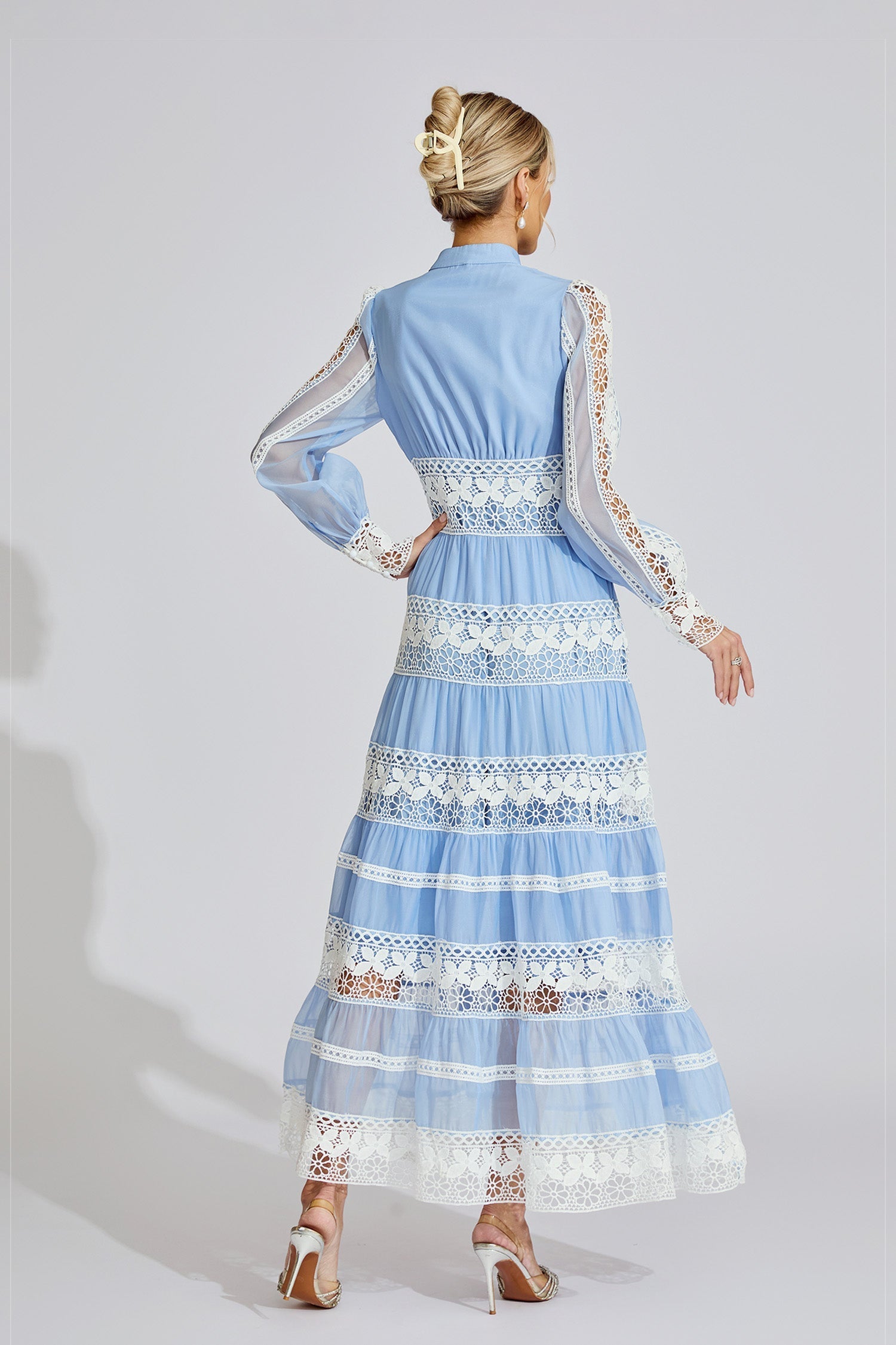 Celeste Maxikleid mit Spitzeneinsätzen 
