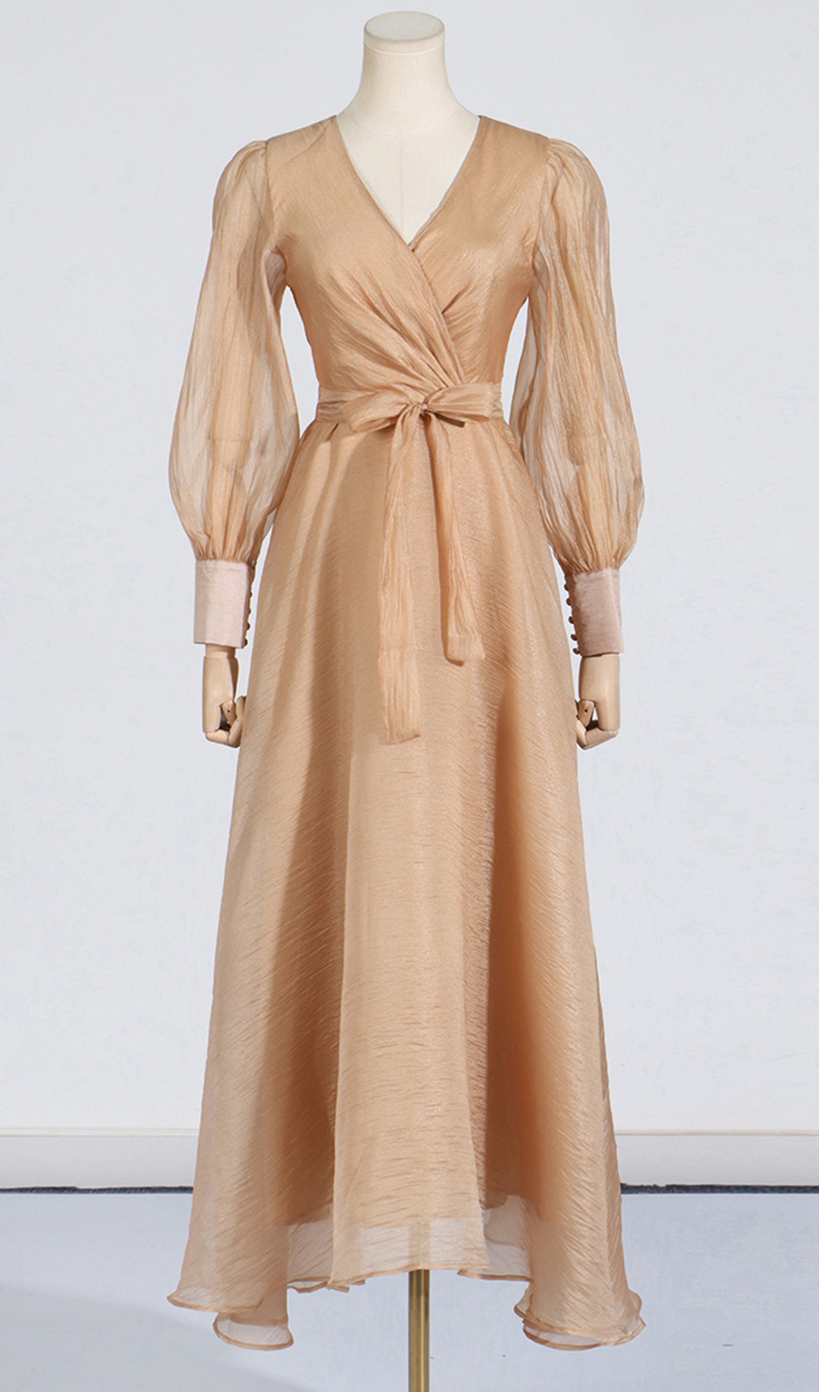 Maxikleid mit Laternenärmeln, V-Ausschnitt und Gürtel