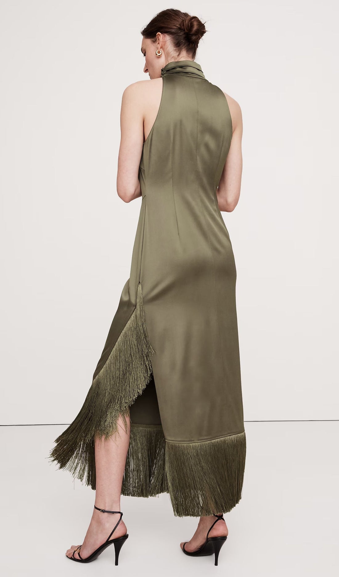 Satin-Midikleid mit Quasten, Çınar Braun 