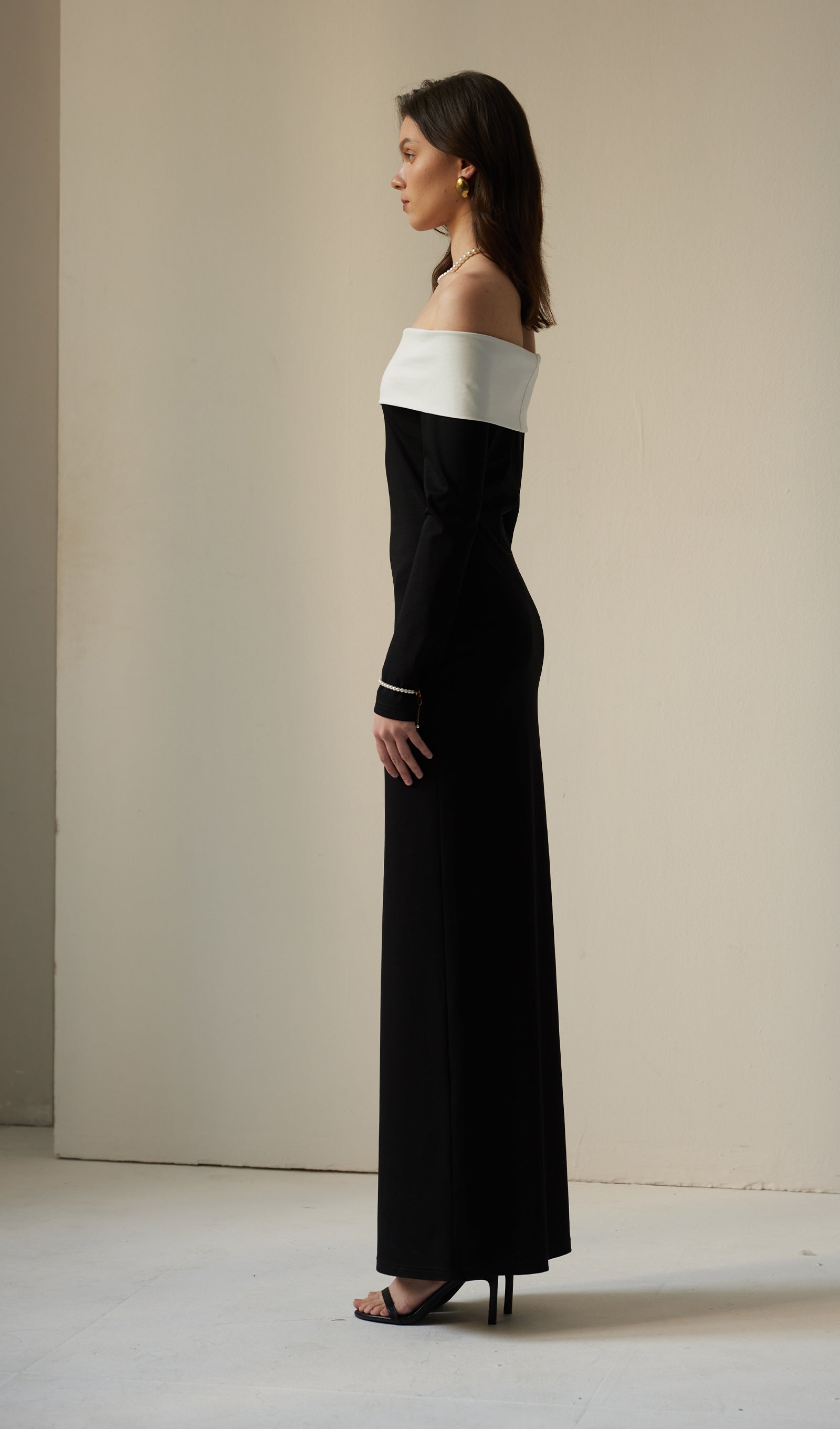 Anya Maxikleid Schwarz/Weiß 