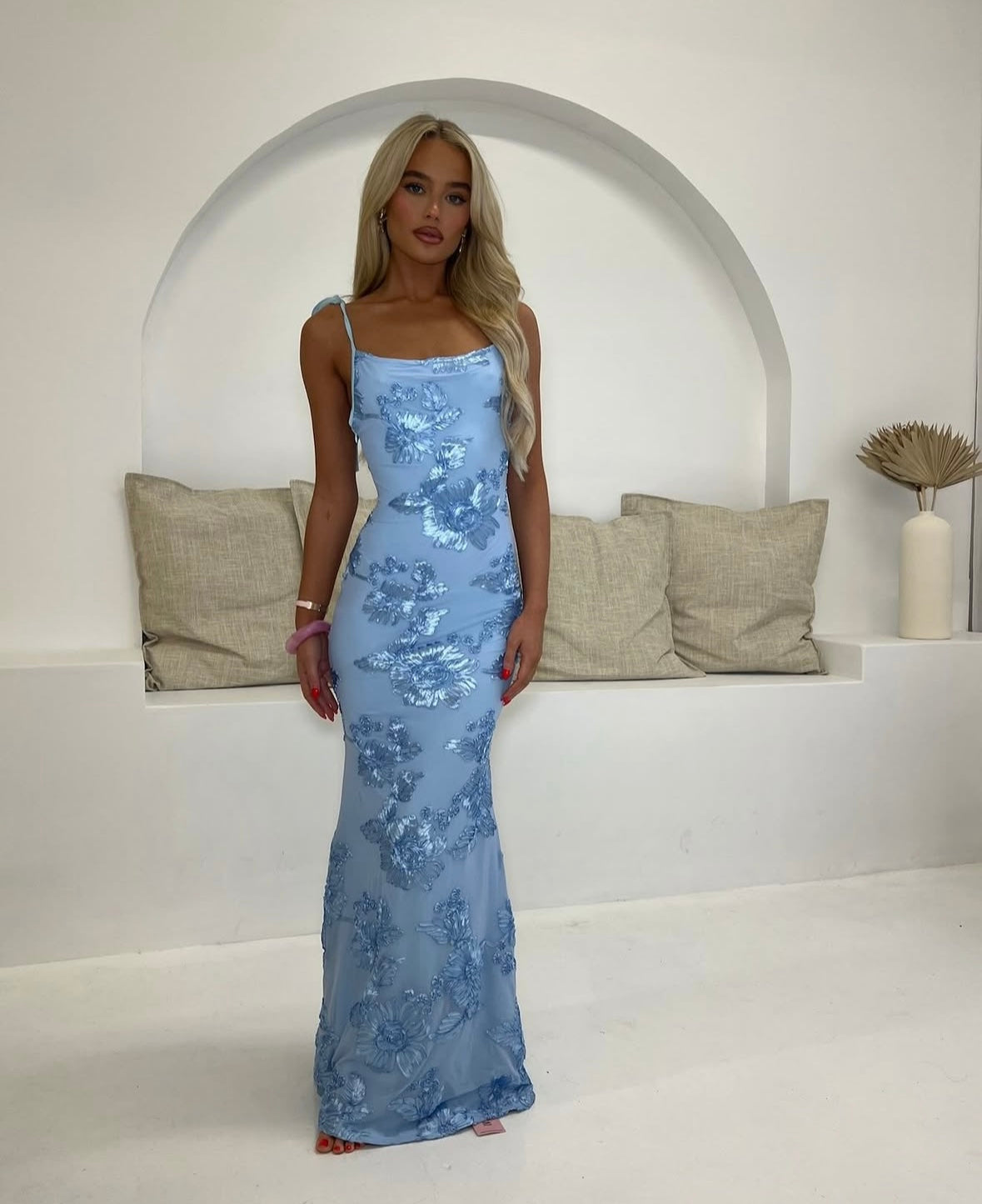 Lily Ayarlanabilir Askılı Çiçekli Uzun Elbise