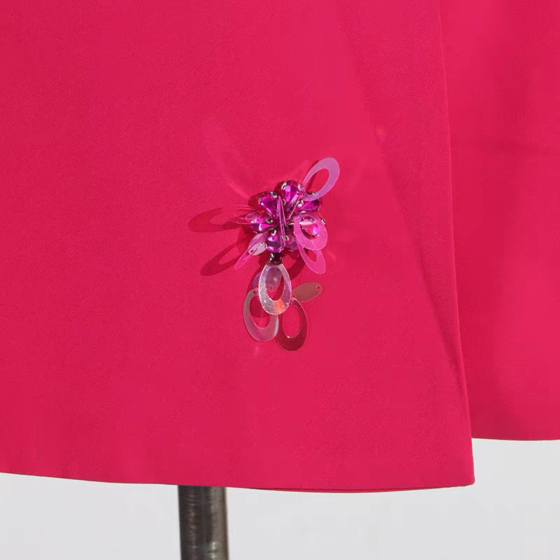 Stella Minikleid mit verziertem Cape 