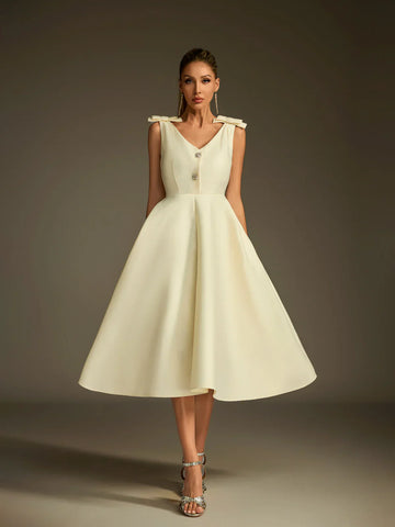 Colette Satin Flare Midikleid 