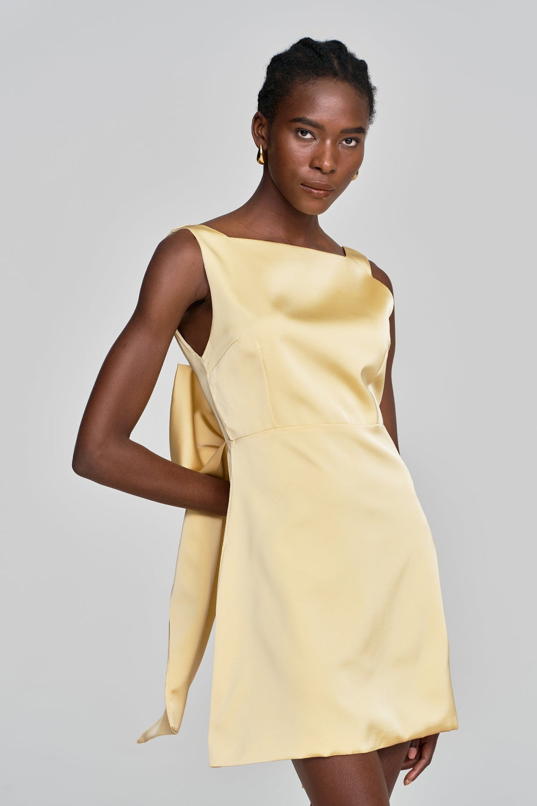 Amatus Sleeveless Backless Mini Dress with Bow