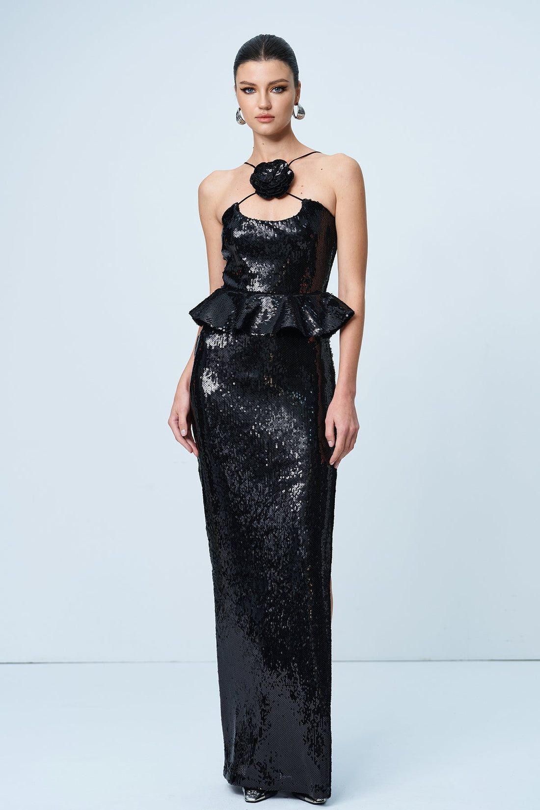 Ambar Pailletten-Maxikleid mit Blumenmuster und Rüschen